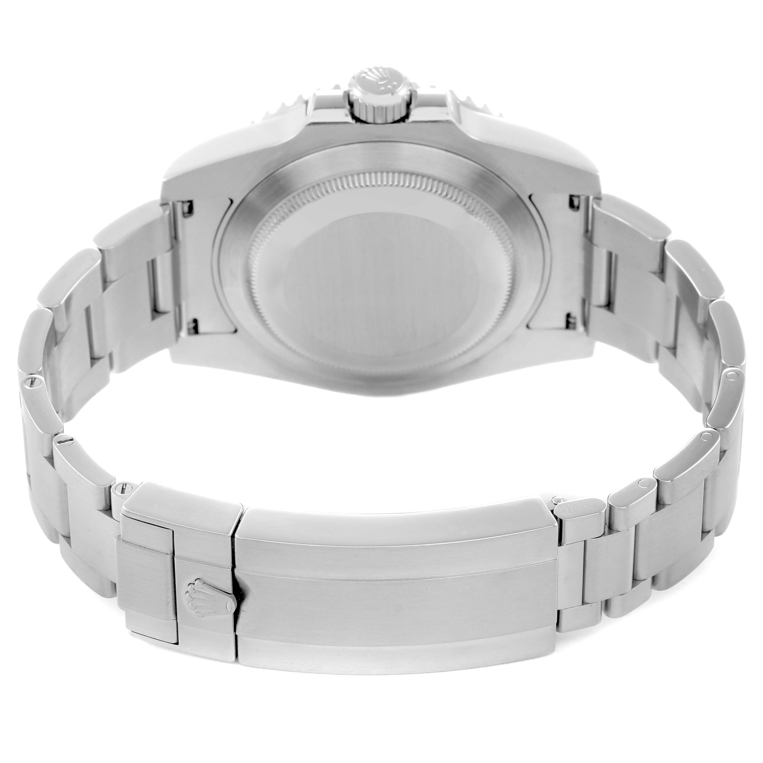 The image shows the back of the Rolex Submariner watch, model 116610, highlighting the bracelet, clasp, and case back.