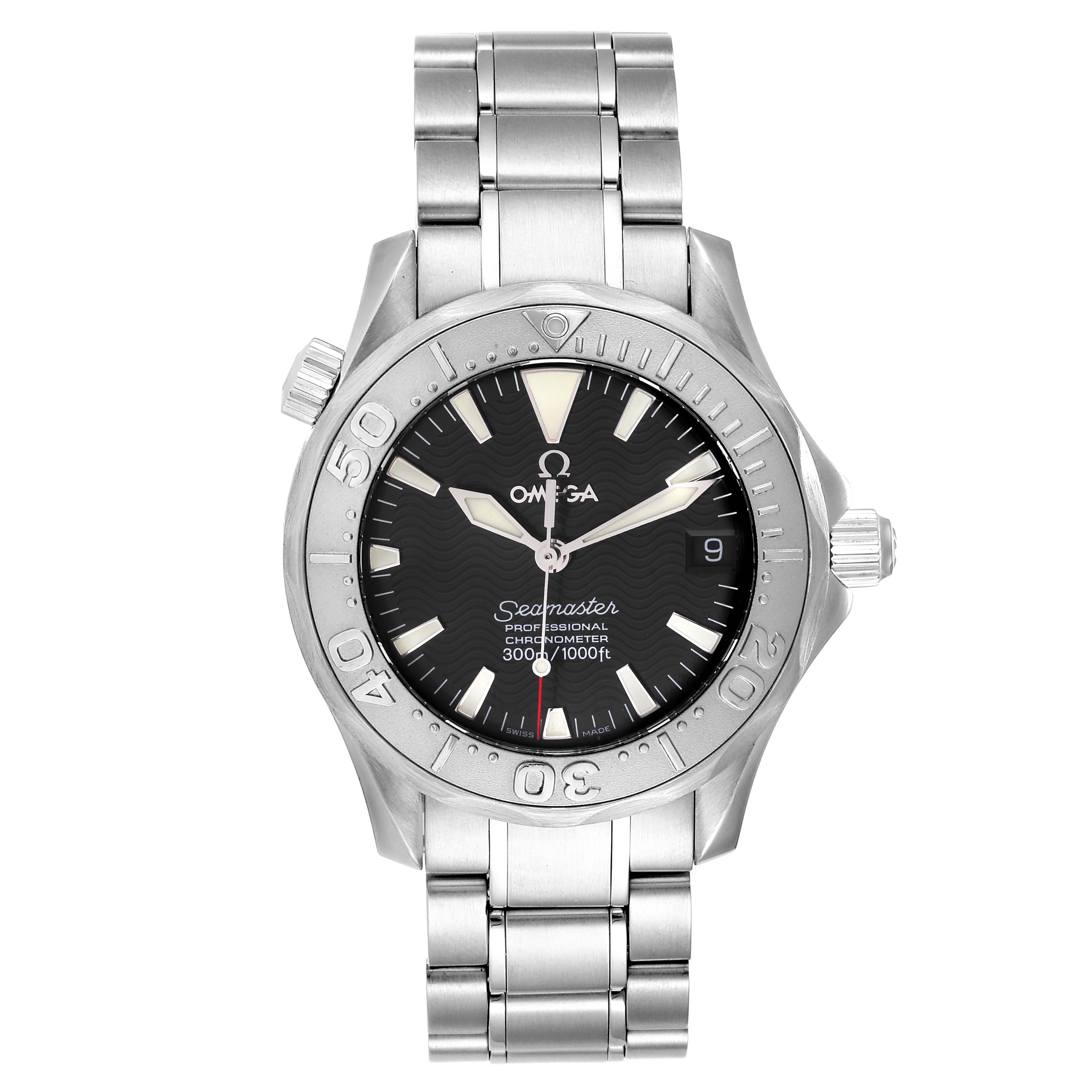 The image shows the full front view of the Omega Seamaster 2236.50.00 Men
s Stainless Steel Black Dial 2236.50.00 Men
s Stainless Steel Black Dial watch, highlighting its face, bezel, and bracelet.