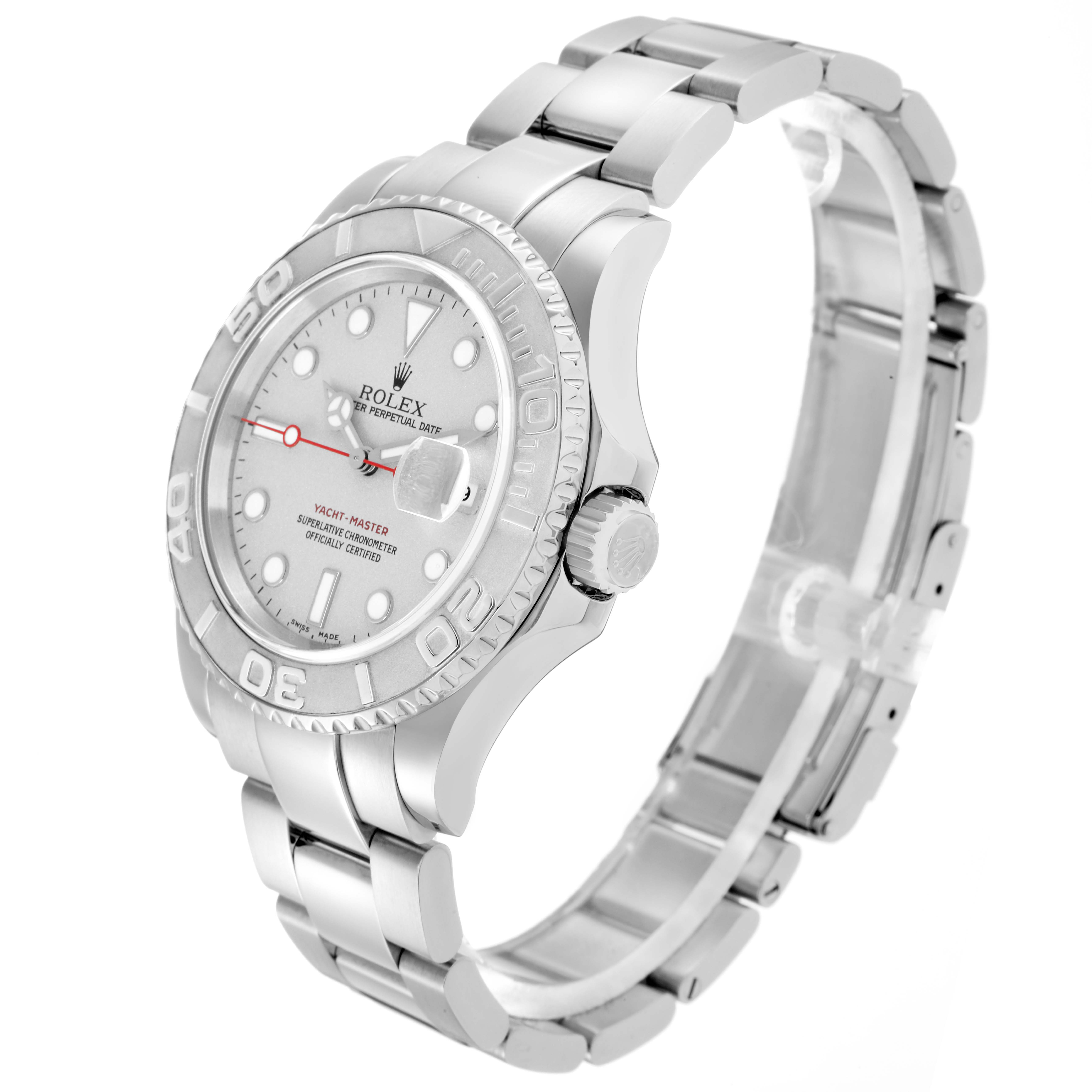 The image shows a Rolex Yacht-Master model 16622, angled from the front-right, highlighting the dial, bezel, crown, and bracelet.