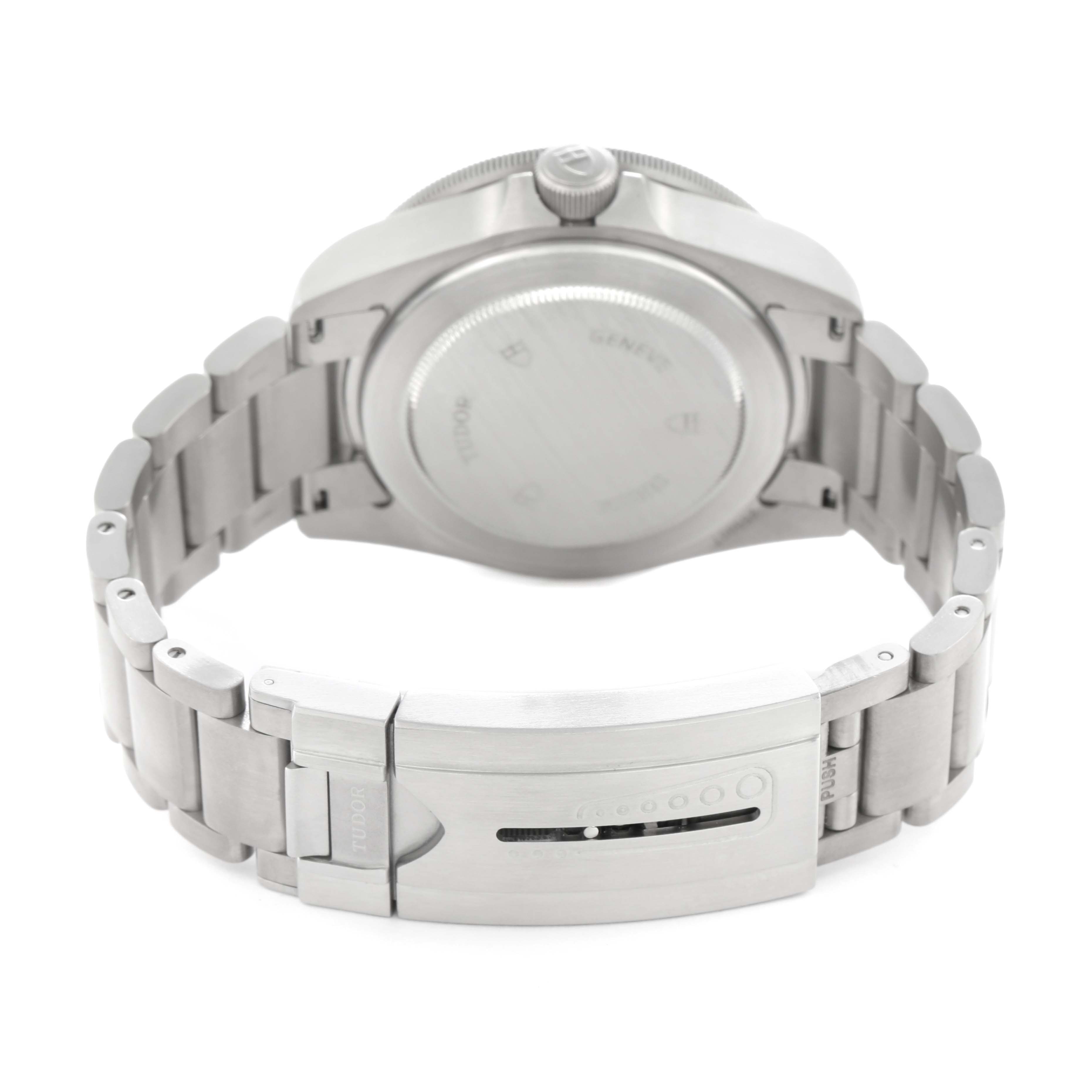 The image shows the back and clasp of a Tudor Pelagos model 25500TN men
s watch, highlighting the stainless steel bracelet and case back.