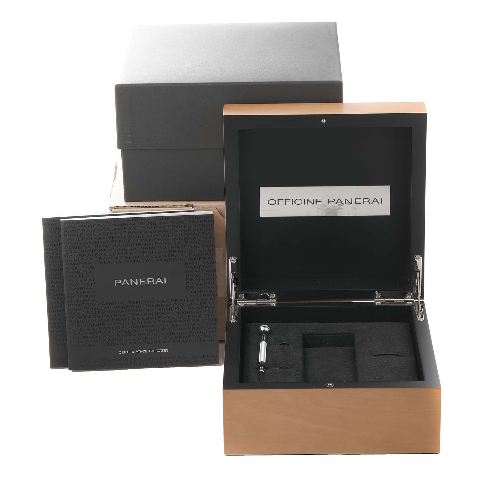 The image shows the open wooden box, documentation, and outer packaging for the Panerai Submersible PAM00684 Men's Rose Gold Black Dial PAM00684 Men's Rose Gold Black Dial watch.