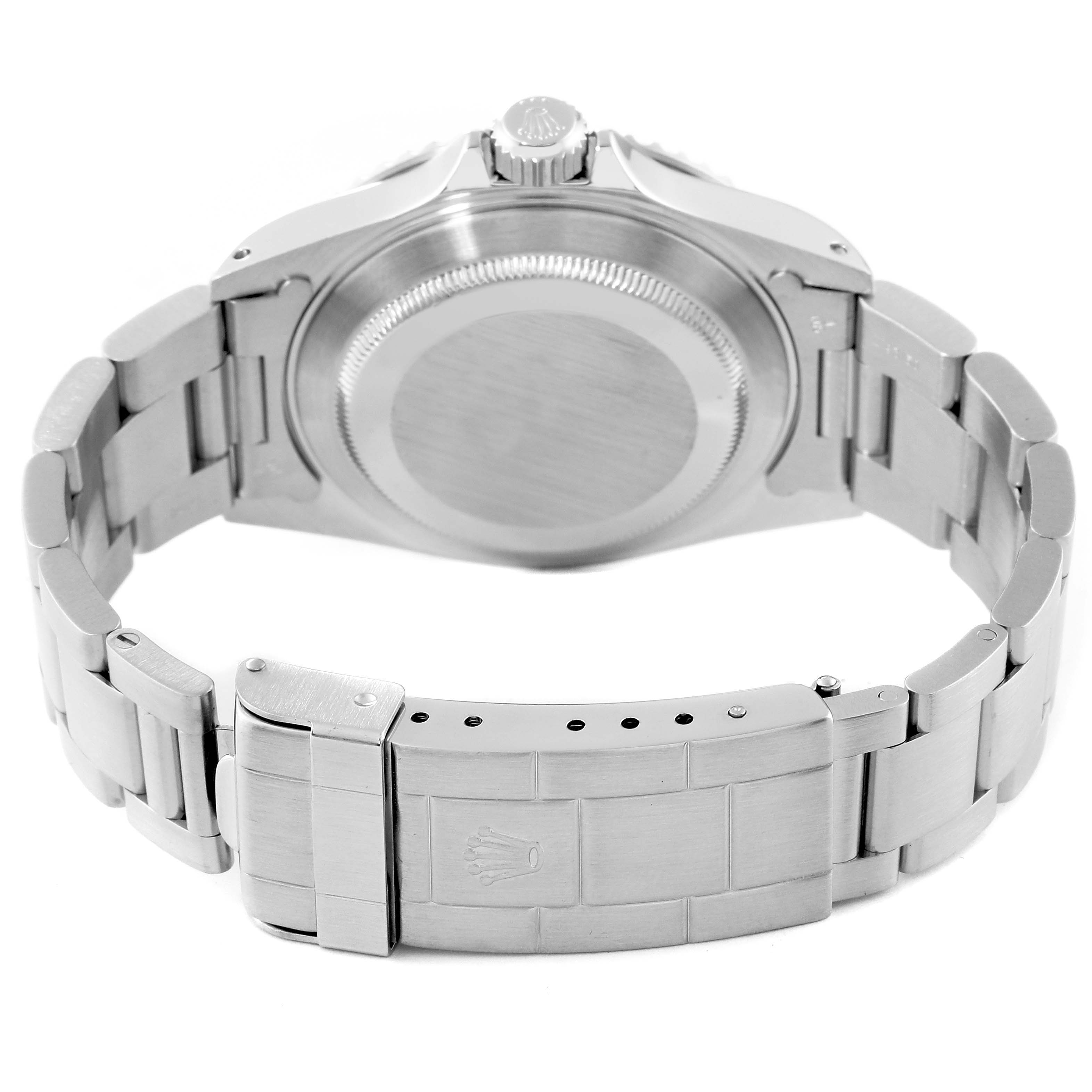 This image shows the back view of the Rolex Submariner 14060 Men
s Stainless Steel Black Dial 14060 Men
s Stainless Steel Black Dial watch, highlighting the case back, bracelet, and clasp.