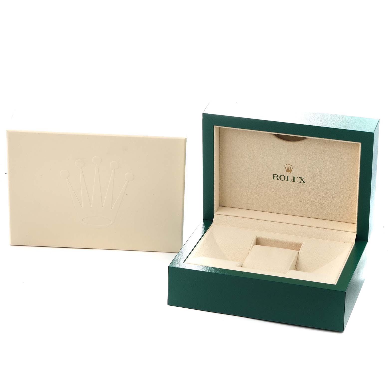 The image shows the presentation box for a Rolex Yacht-Master, model number 226658, including a green outer box and an inner beige cushion, viewed at an angle.