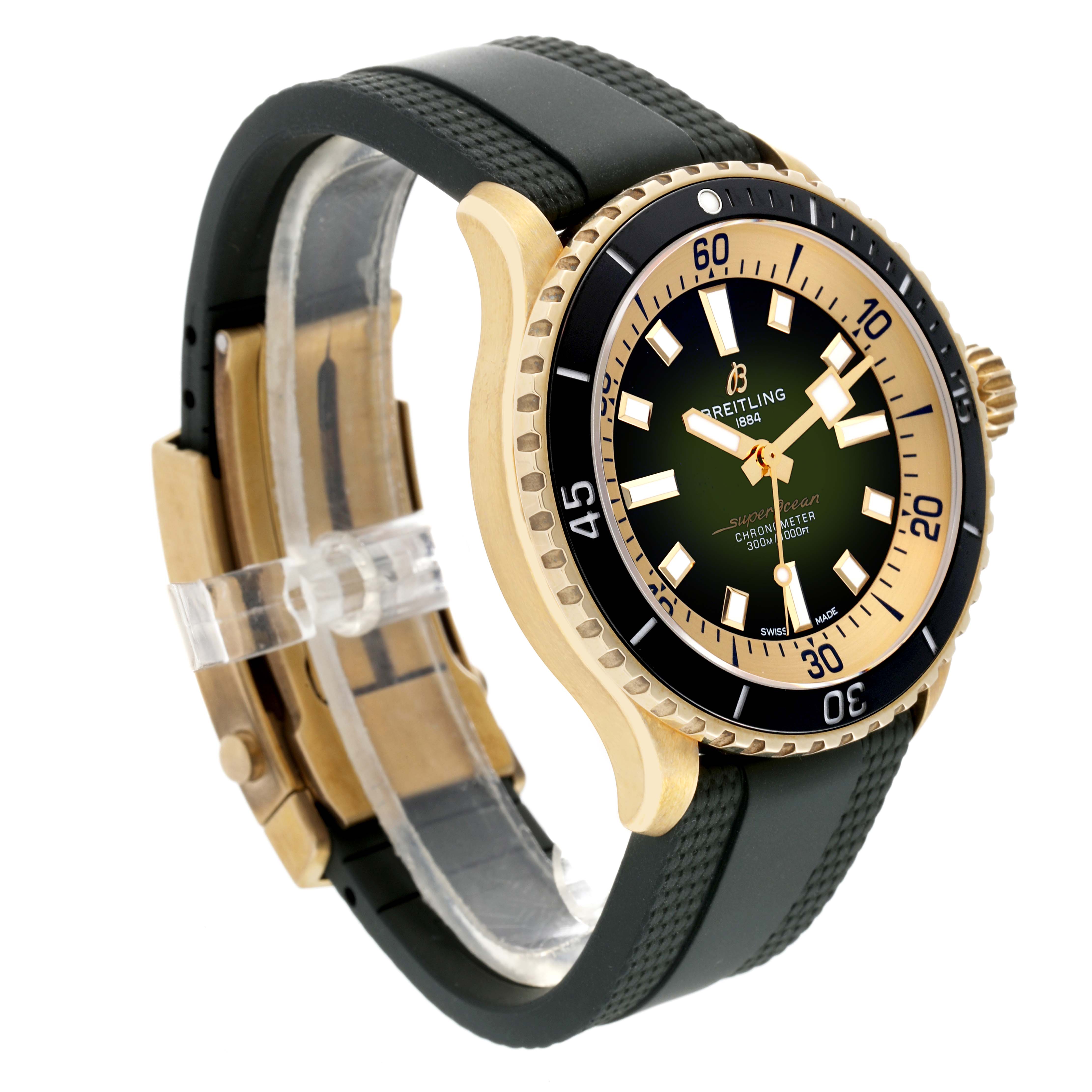 This image shows a side angle of the Breitling Superocean N17375 Men
s Yellow Gold Green Dial N17375 Men
s Yellow Gold Green Dial watch, highlighting its strap, bezel, and dial.