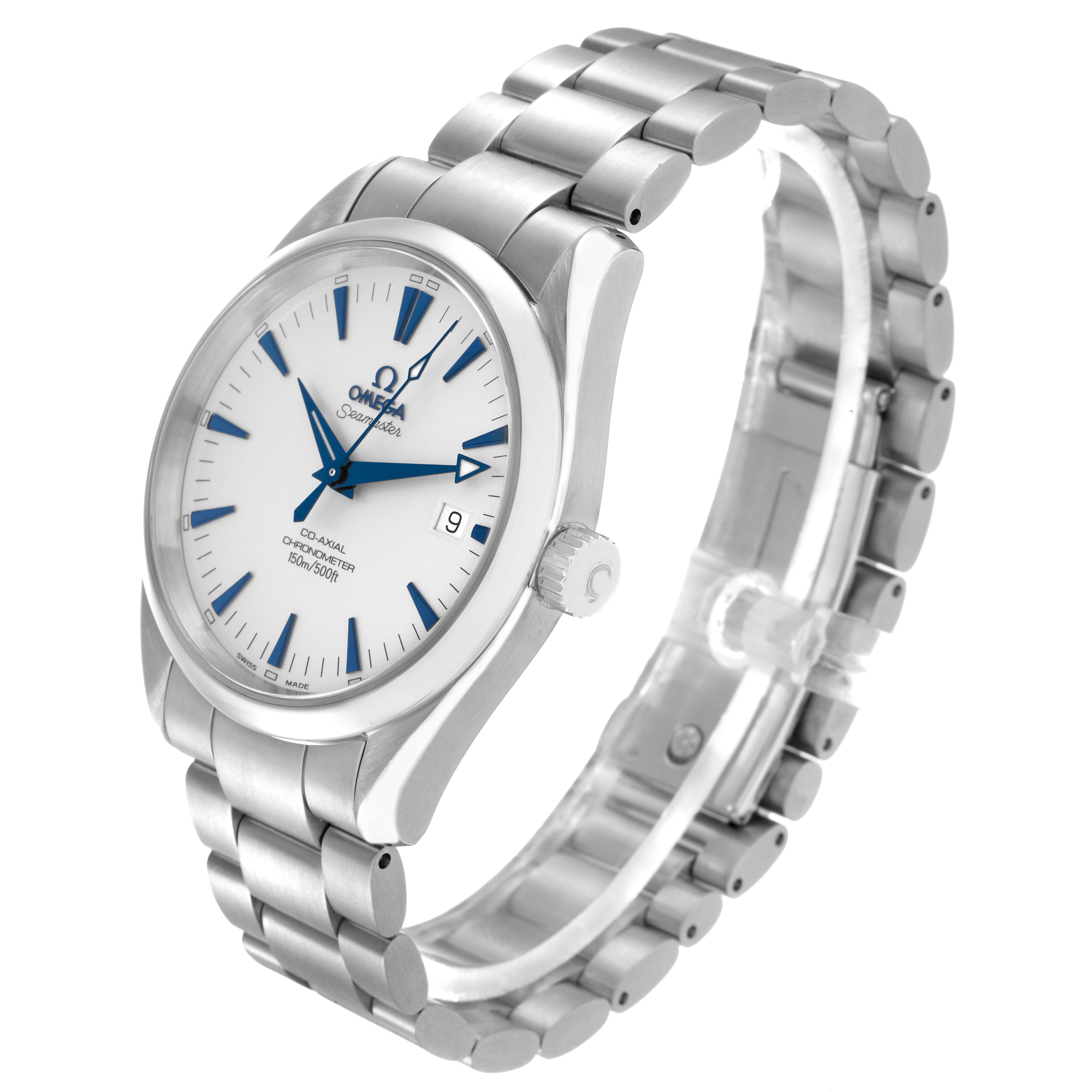 This image shows the Omega Seamaster model 2503.33.00 men
s watch at a slight angle, highlighting its face, bracelet, and side profile.