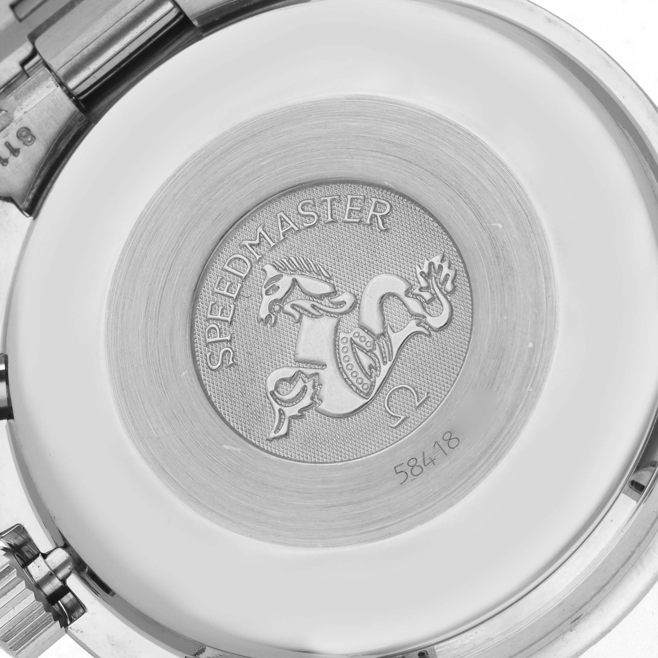 The image shows the case back of the Omega Speedmaster model 3510.82.00, featuring an engraved emblem and the model name.