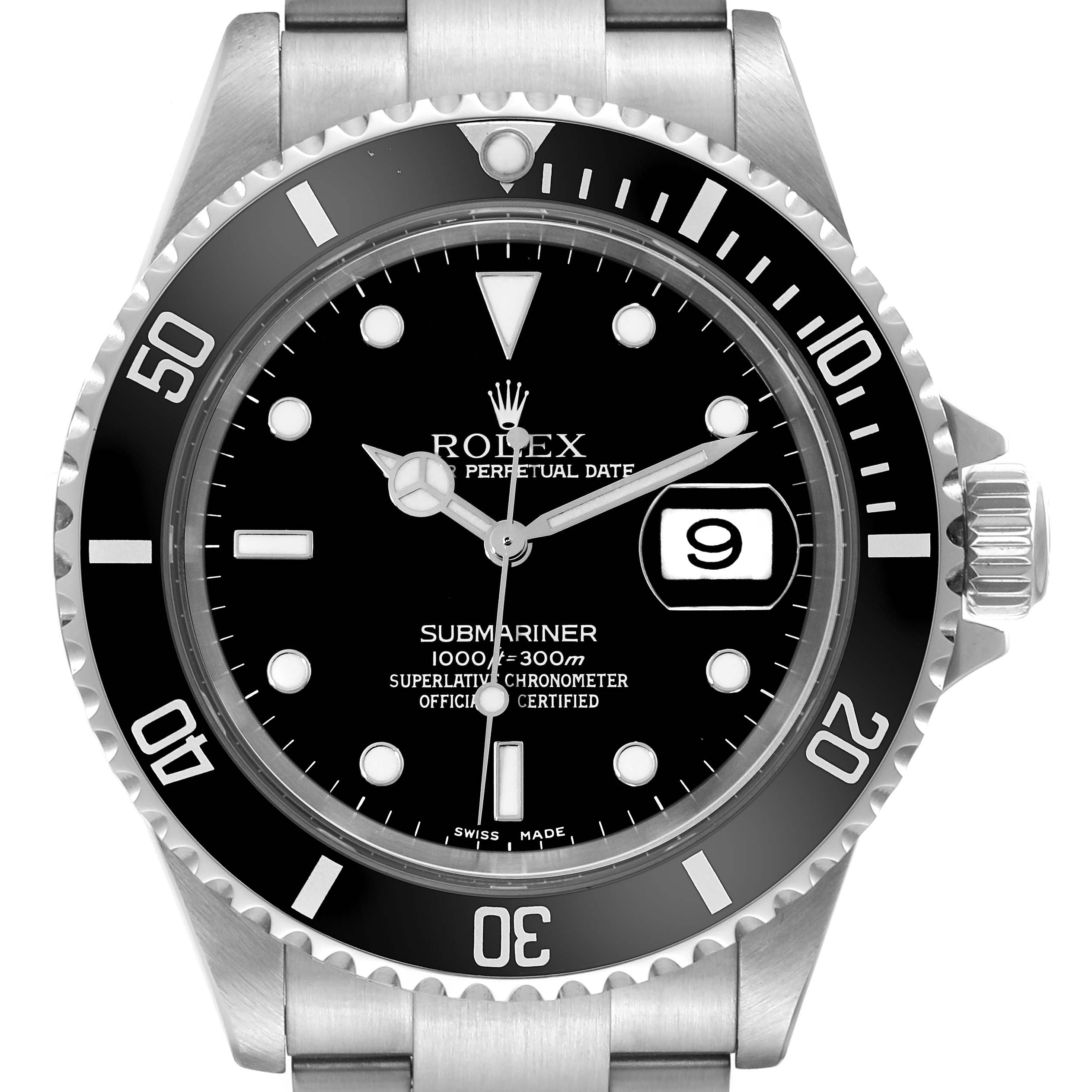 Front view of the Rolex Submariner 16610 Men
s Stainless Steel Black Dial 16610 Men
s Stainless Steel Black Dial, showing the dial, bezel, hands, date window, and part of the bracelet.