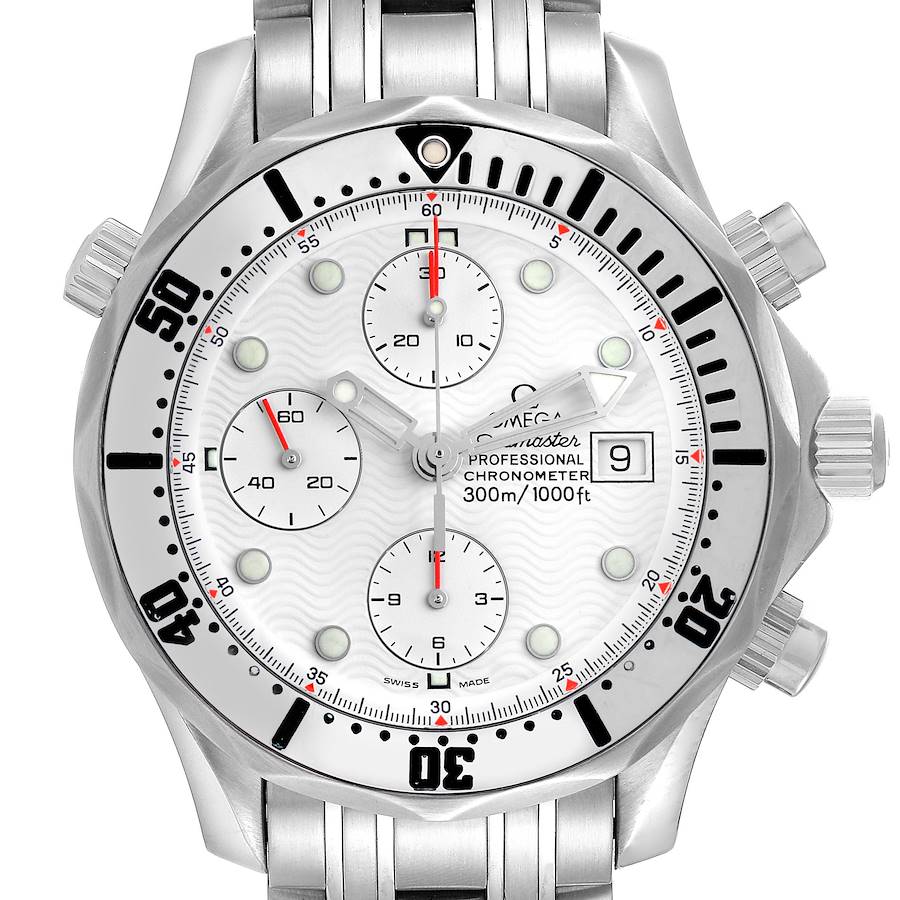 The image shows a frontal view of the Omega Seamaster model 2598.20.00, displaying the dial, bezel, subdials, and part of the bracelet.