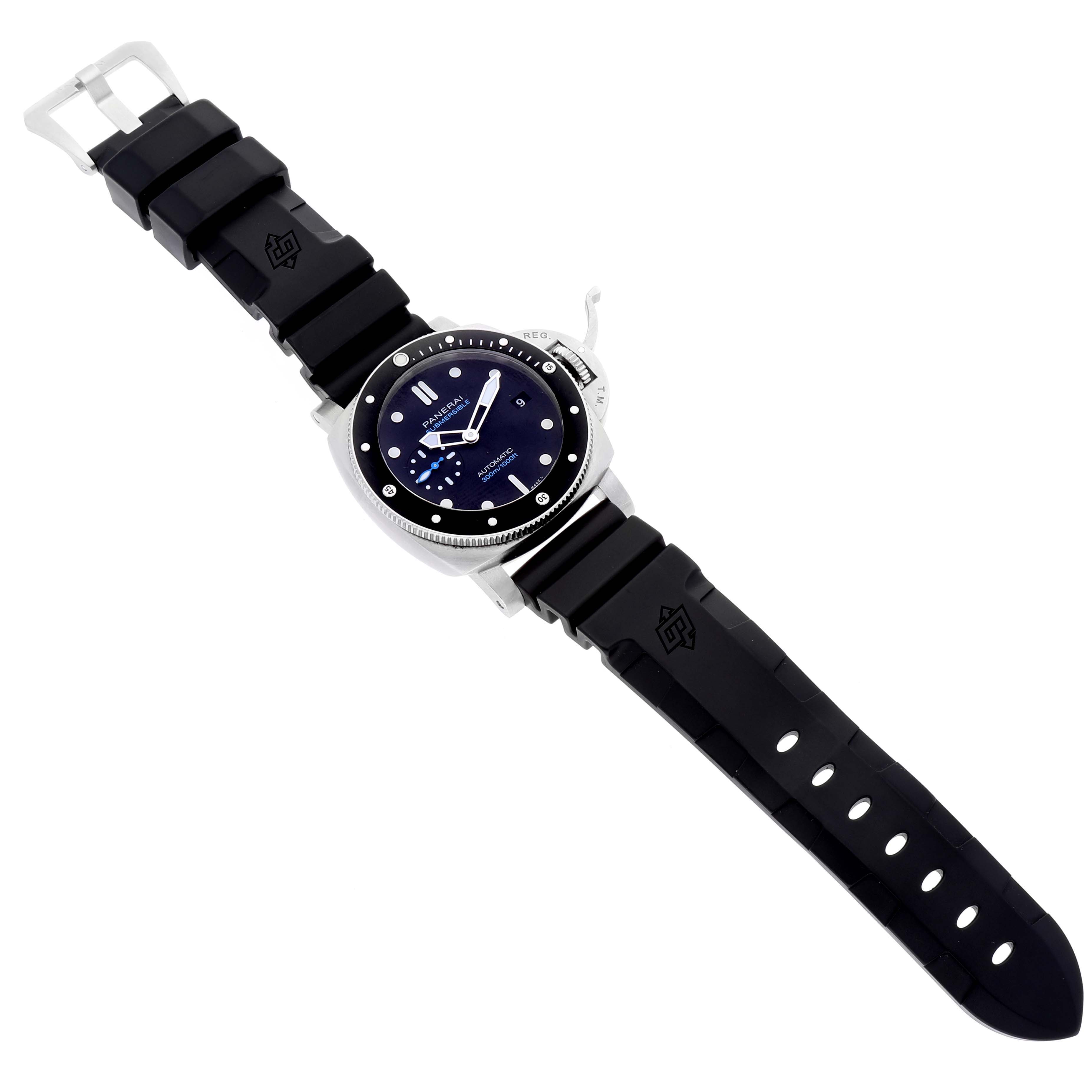 This image shows the front view of a Panerai Submersible PAM00683 Men
s Stainless Steel Black Dial PAM00683 Men
s Stainless Steel Black Dial watch, including its face, bezel, and black rubber strap.