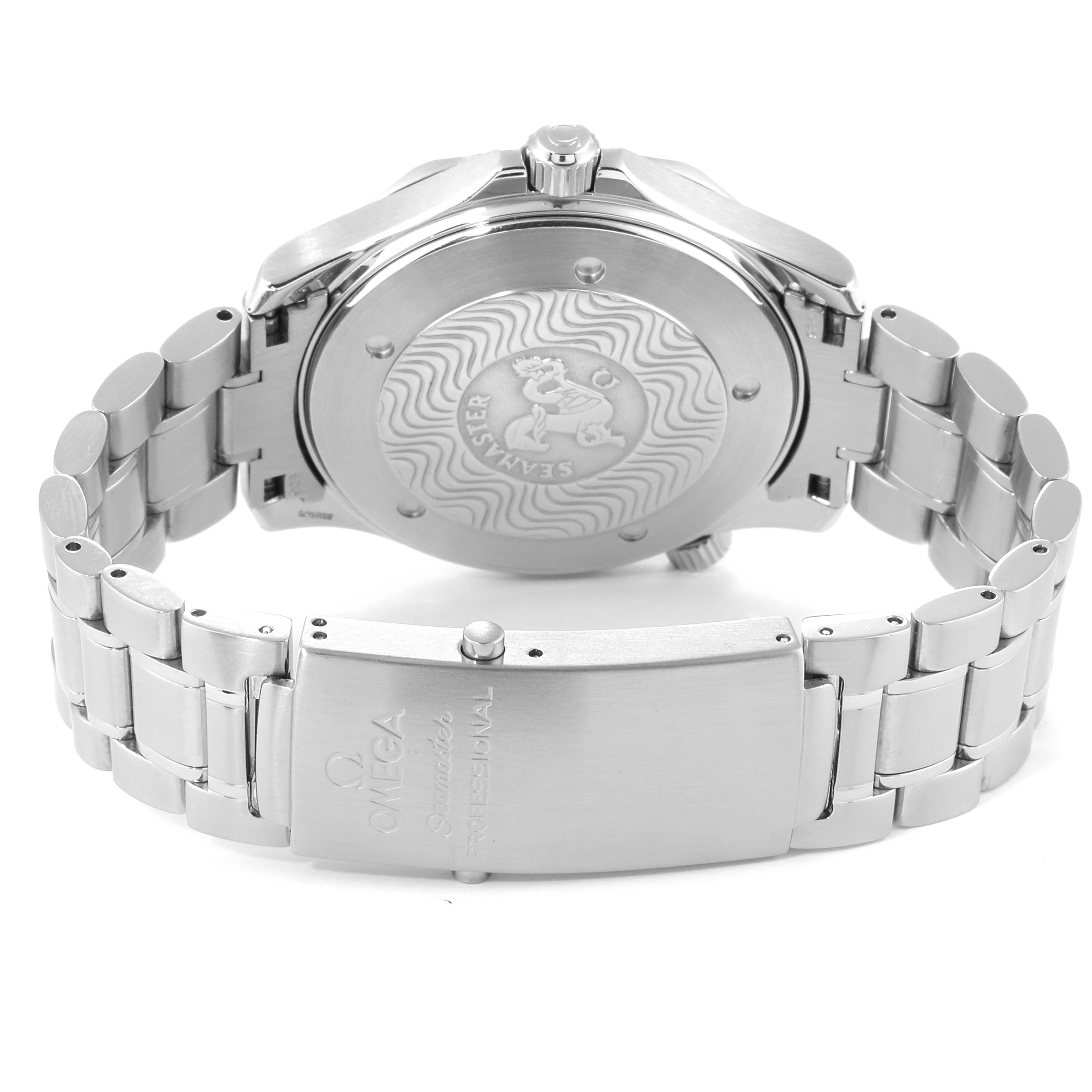 The image shows the backcase and the clasp of an Omega Seamaster 2255.80.00 Men
s Stainless Steel Blue Dial 2255.80.00 Men
s Stainless Steel Blue Dial watch, highlighting its stainless steel bracelet and engraved case back.