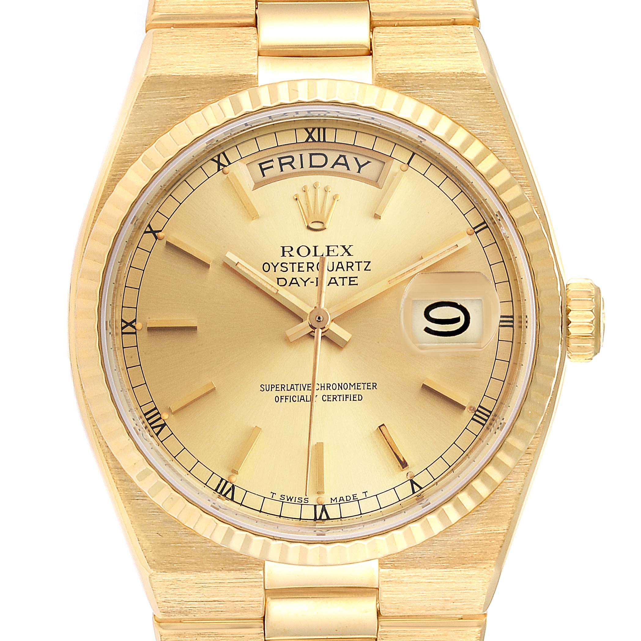 This image shows the face and part of the bracelet of a Rolex Oysterquartz 25260 Men
s Yellow Gold Champagne Dial 25260 Men
s Yellow Gold Champagne Dial Day-Date watch, focusing on its gold dial and features.