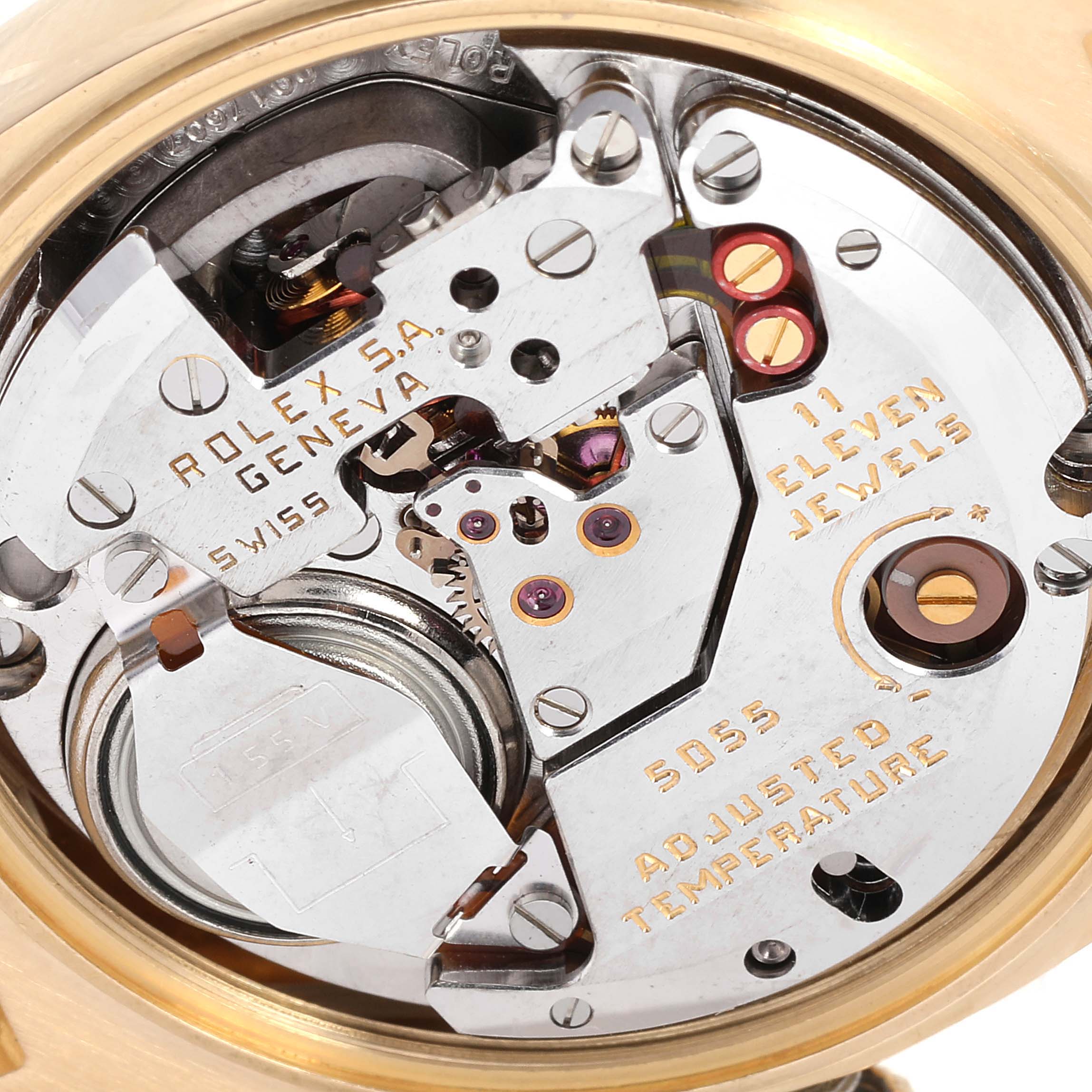 This is a close-up shot of the internal mechanical movement of a Rolex Oysterquartz 25260 Men
s Yellow Gold Champagne Dial 25260 Men
s Yellow Gold Champagne Dial watch.