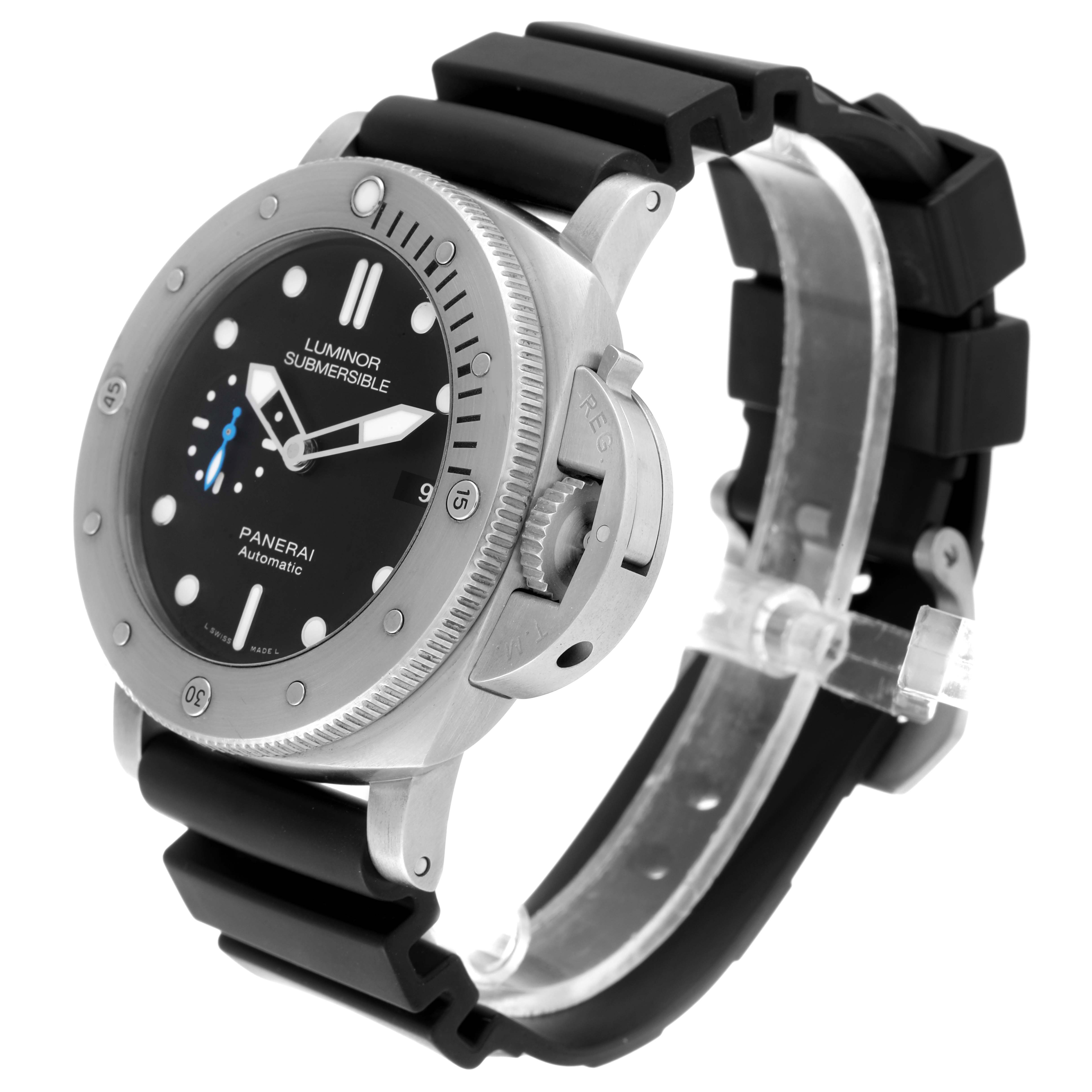 The image shows a Panerai Luminor Submersible watch at an angle displaying its face, bezel, and rubber strap.