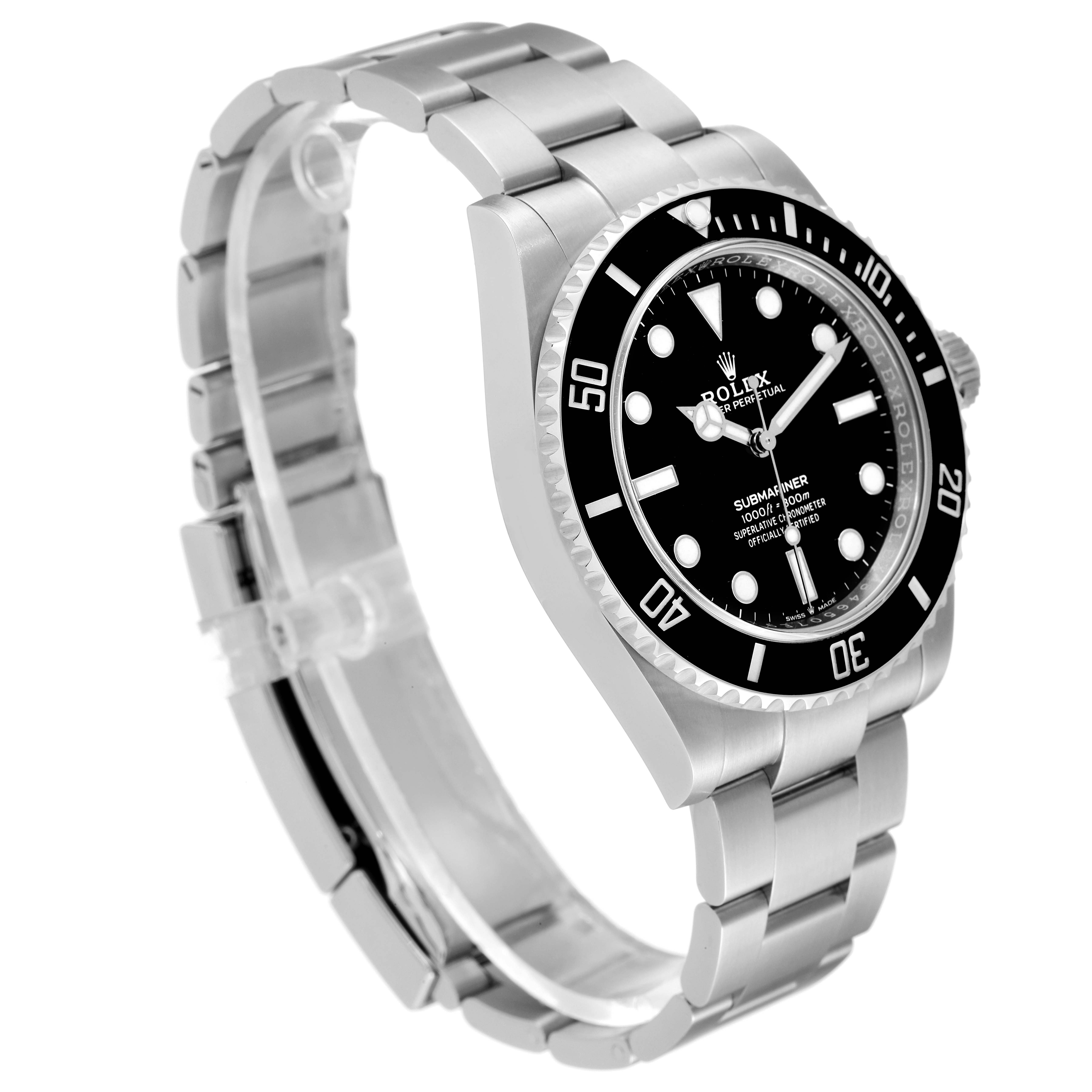 The image shows a side profile of the Rolex Submariner 124060 Men
s Stainless Steel Black Dial 124060 Men
s Stainless Steel Black Dial watch, displaying the dial, bezel, and stainless steel bracelet.