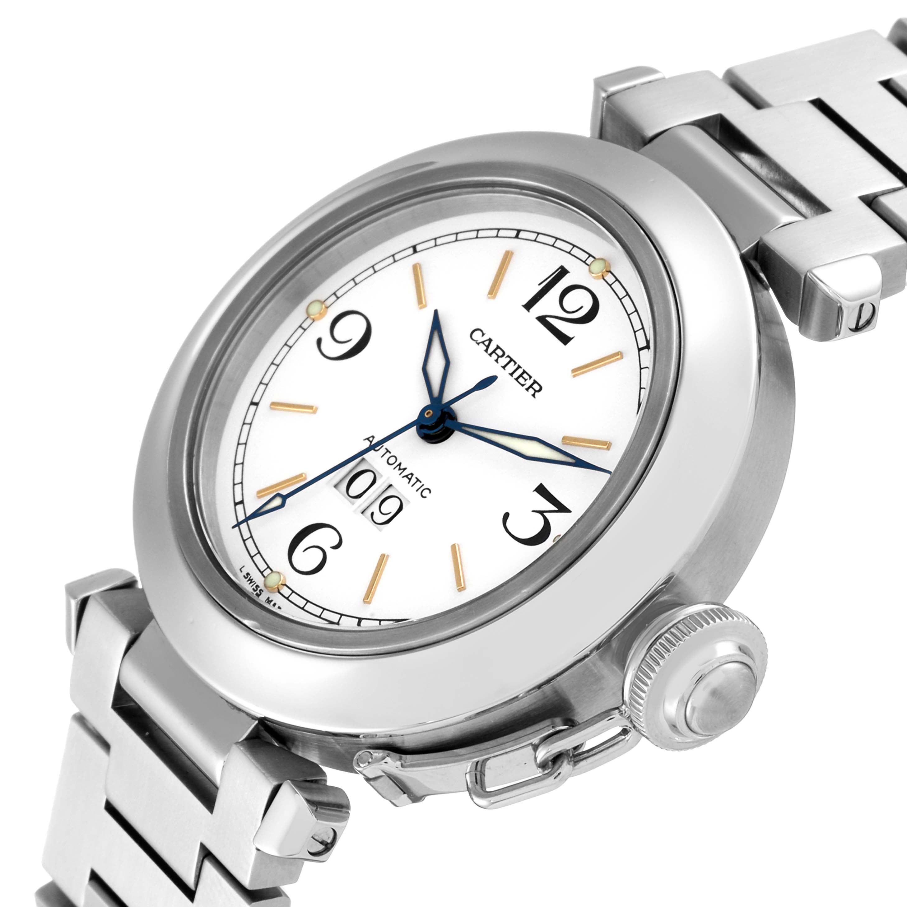 The image shows a side view of the Pasha de Cartier watch, highlighting its face, crown, and metal bracelet.