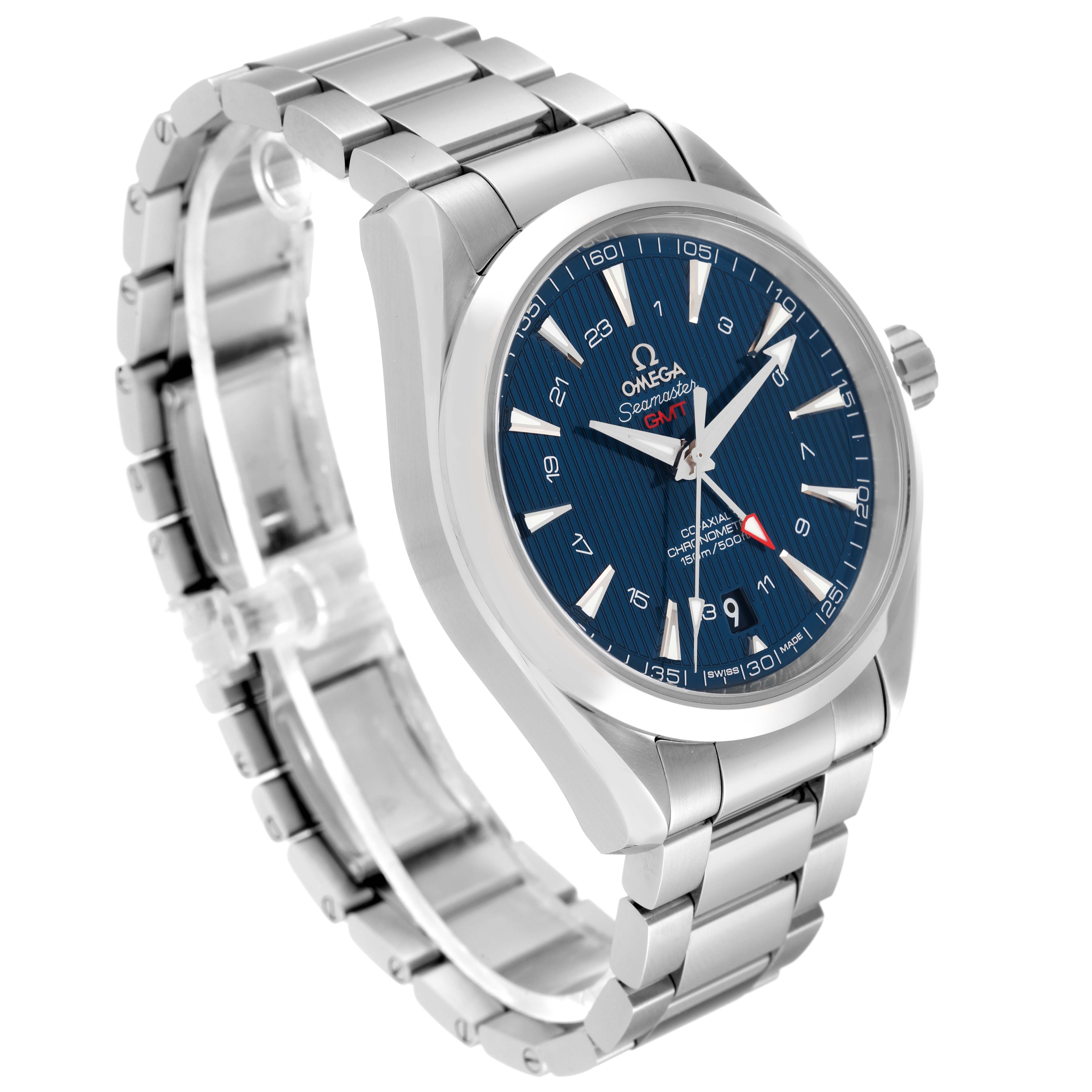 The image shows an angled view of the Omega Seamaster Aqua Terra
s face and silver bracelet.