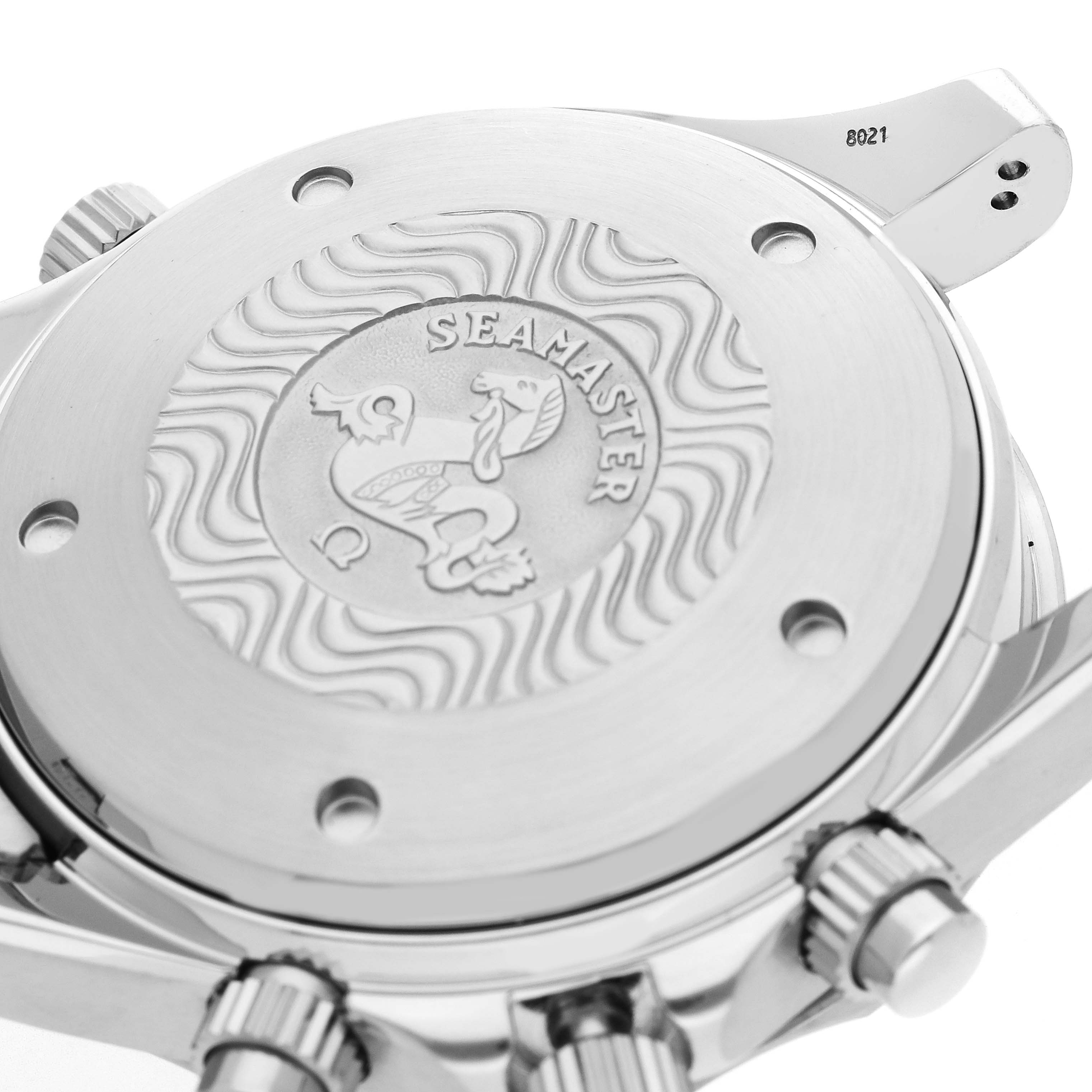 The image shows the back casing of an Omega Seamaster 2599.80.00 Men
s Stainless Steel Blue Dial watch, featuring the engraved logo and wave pattern.