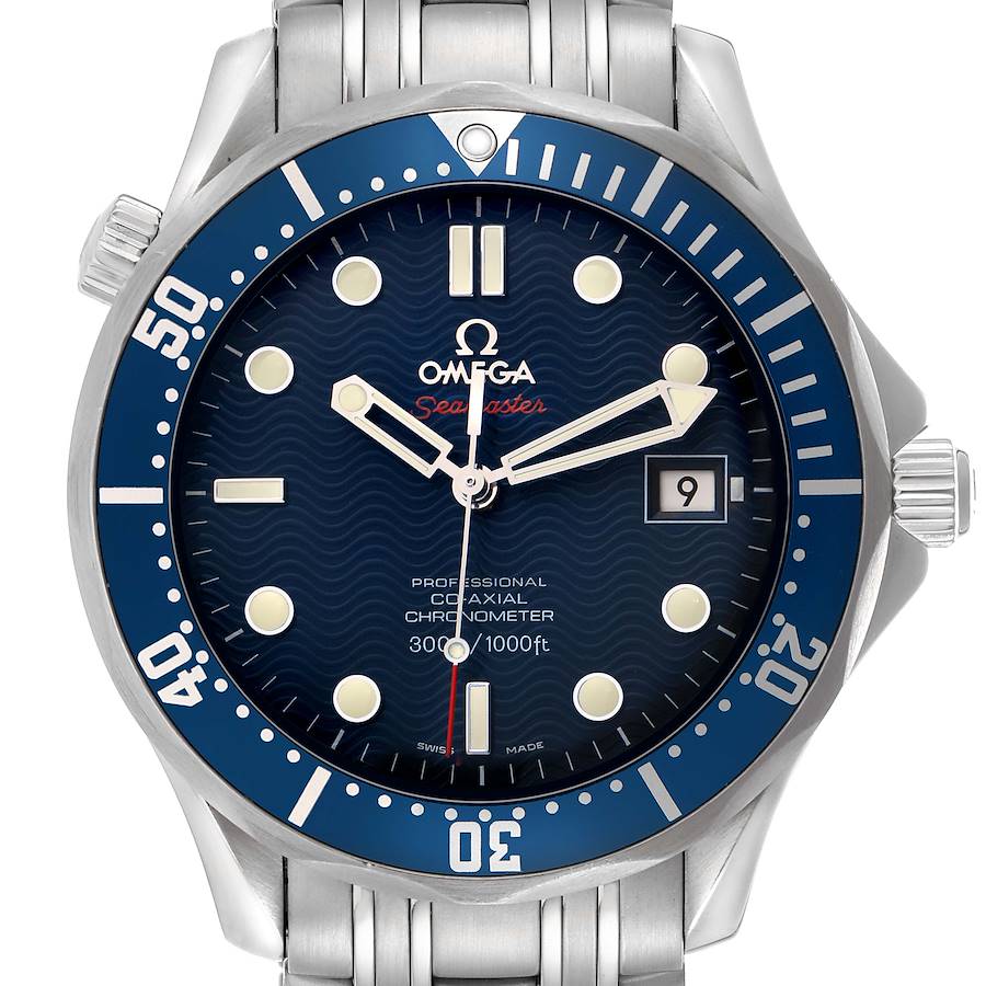 The image shows a frontal view of the Omega Seamaster model 2220.80.00, highlighting the blue dial, bezel, date window, and part of the bracelet.