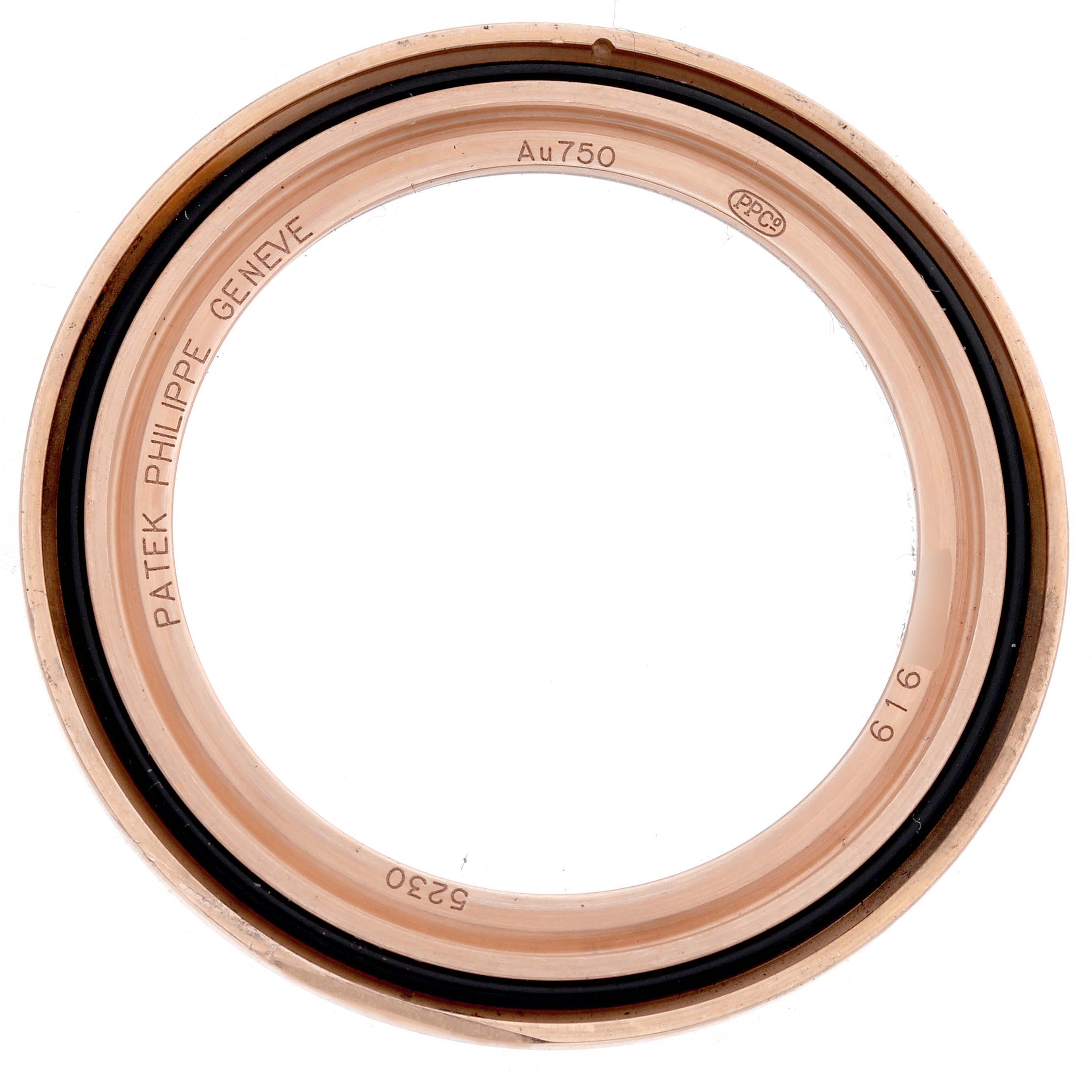 The image shows a top-down view of a bezel for a Patek Philippe Complications 5230R-001 Men
s Rose Gold Grey Dial watch.