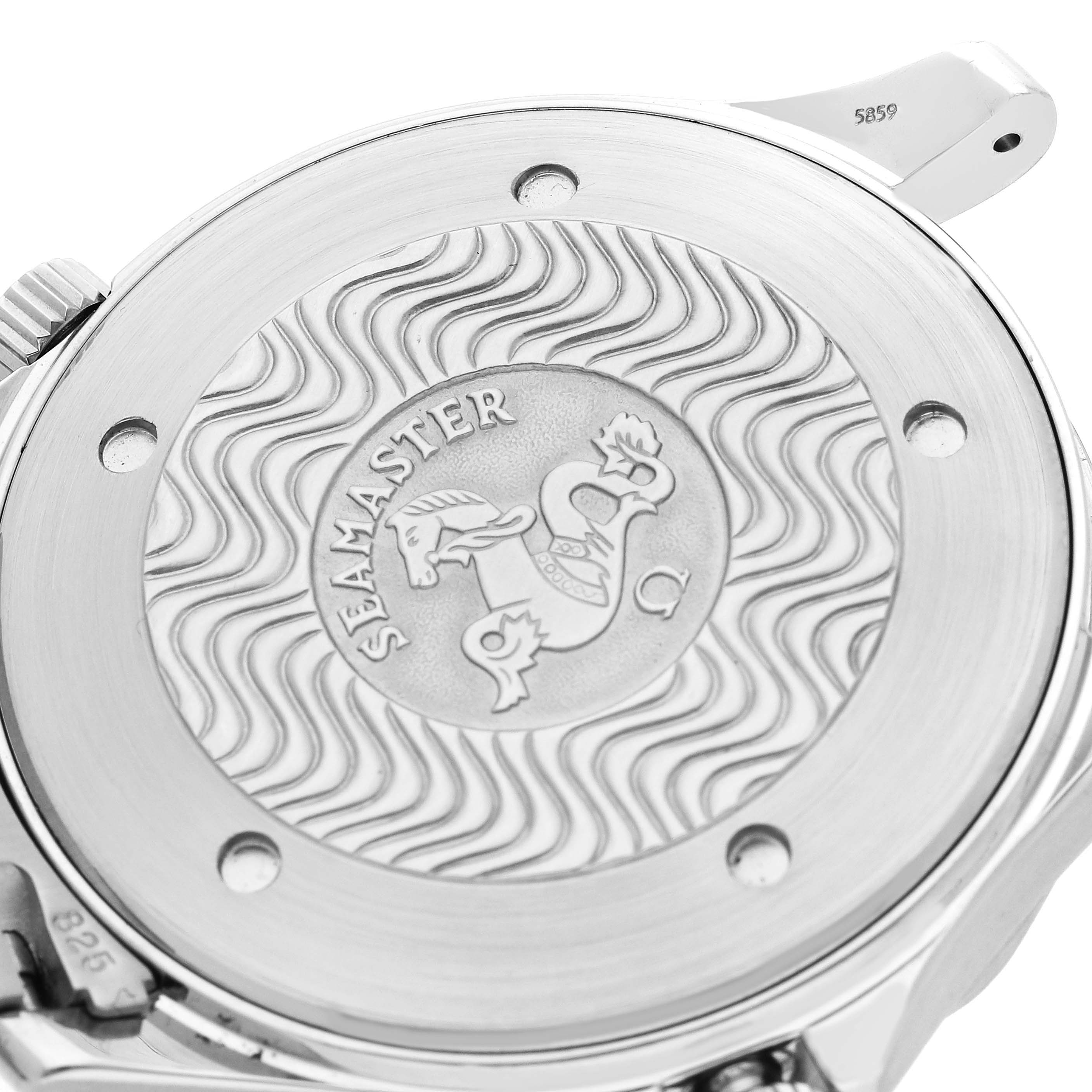 The image shows the back case of an Omega Seamaster 2541.80.00 Men
s Stainless Steel Blue Dial watch, featuring an embossed wave pattern and emblem.