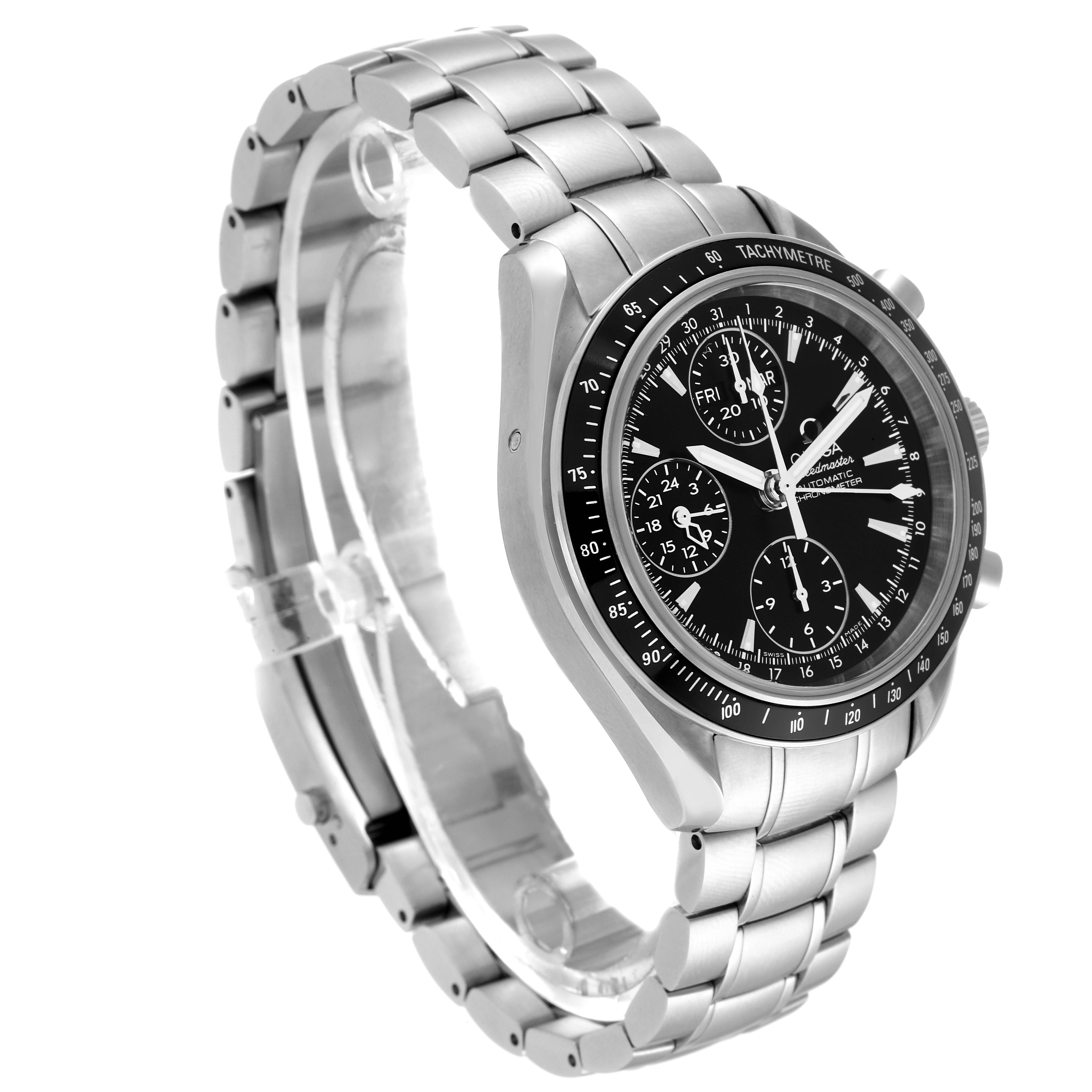 This image shows the Omega Speedmaster 3220.50.00 Men
s Stainless Steel Black Dial 3220.50.00 Men
s Stainless Steel Black Dial watch at a three-quarter angle, highlighting the dial, tachymeter, and stainless steel bracelet.
