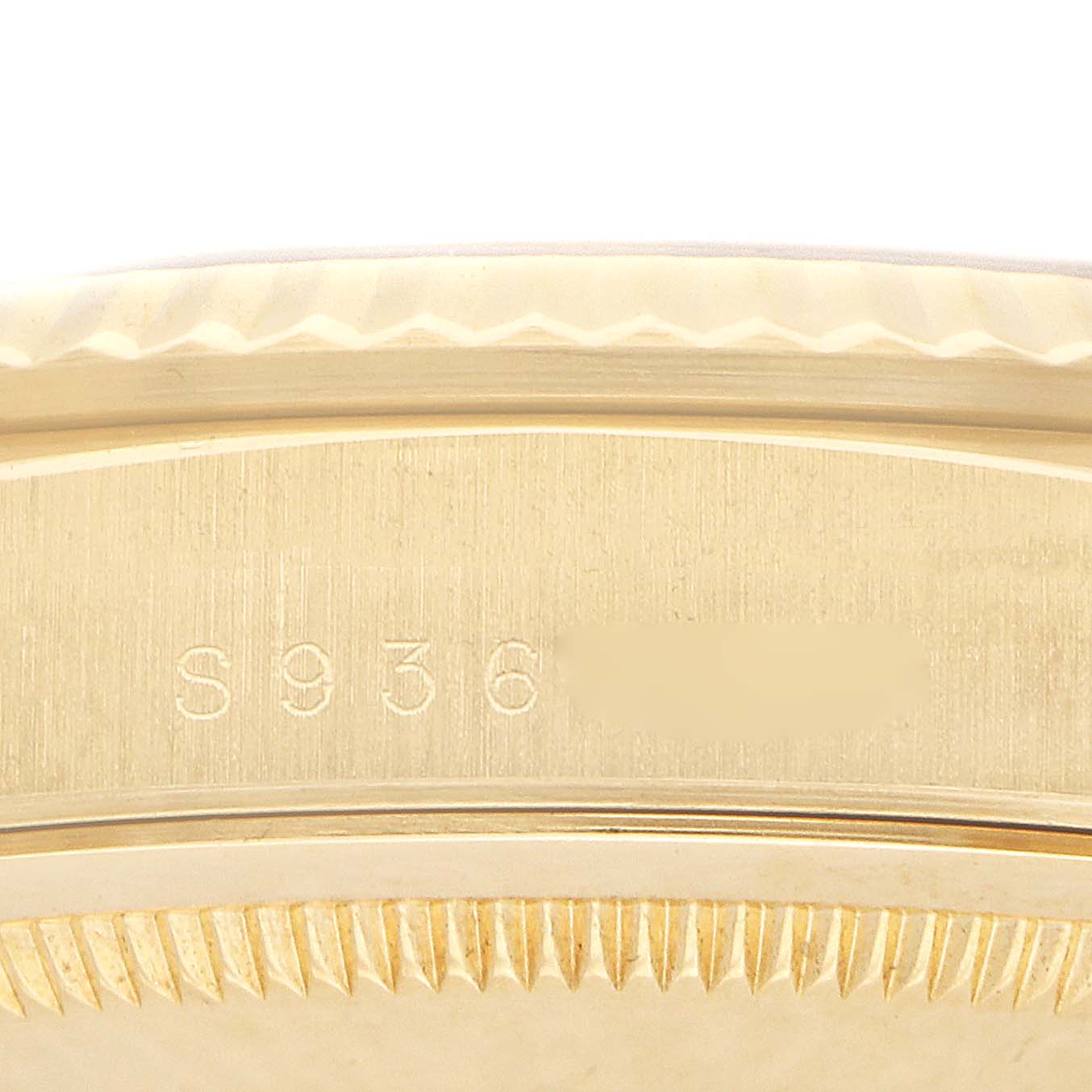 The image shows a close-up side view of the bezel and case edge of a Rolex President 18238 Men
s Yellow Gold Champagne Dial model watch.