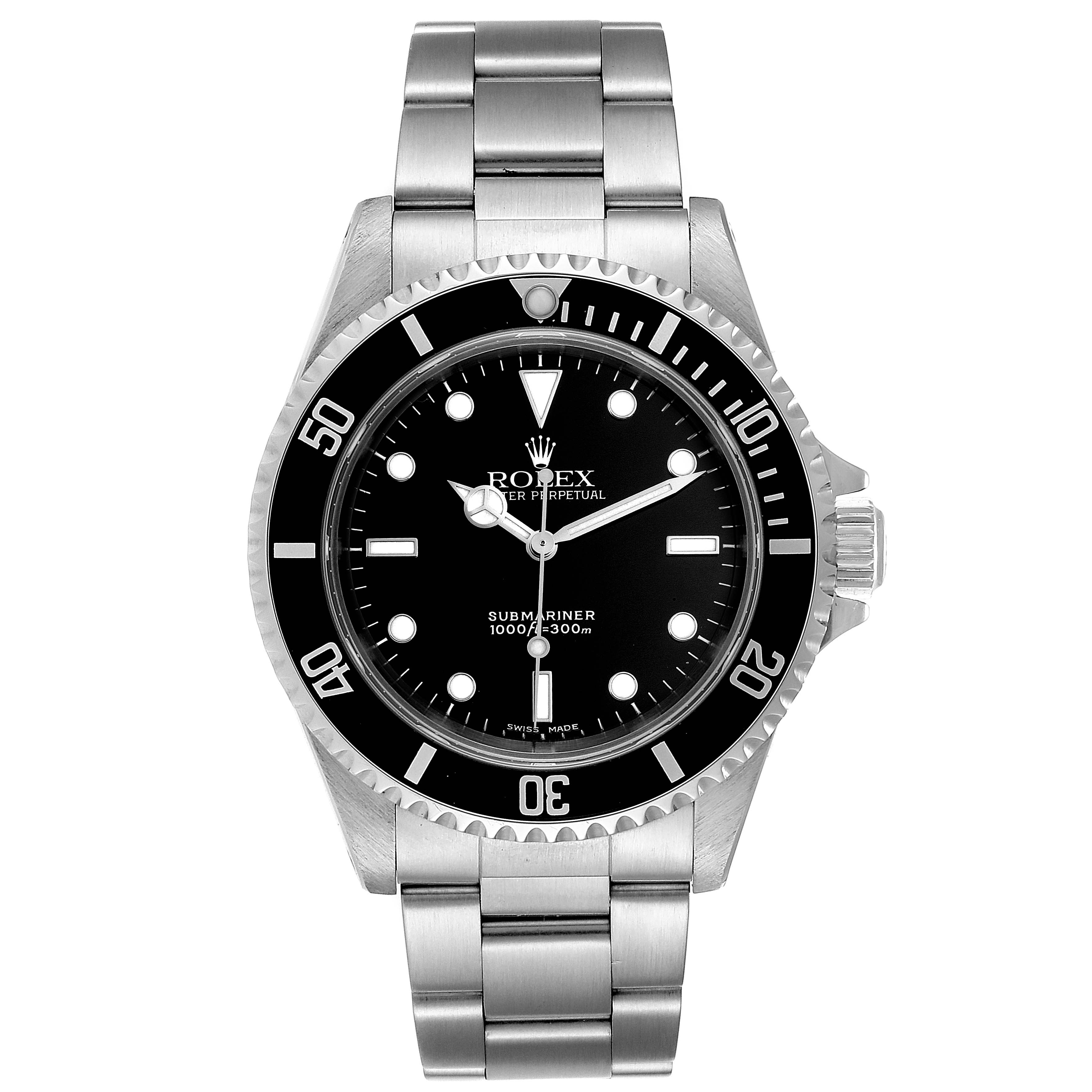 This image shows a front view of the Rolex Submariner 14060 Men
s Stainless Steel Black Dial 14060 Men
s Stainless Steel Black Dial watch, highlighting its dial, bezel, and bracelet.