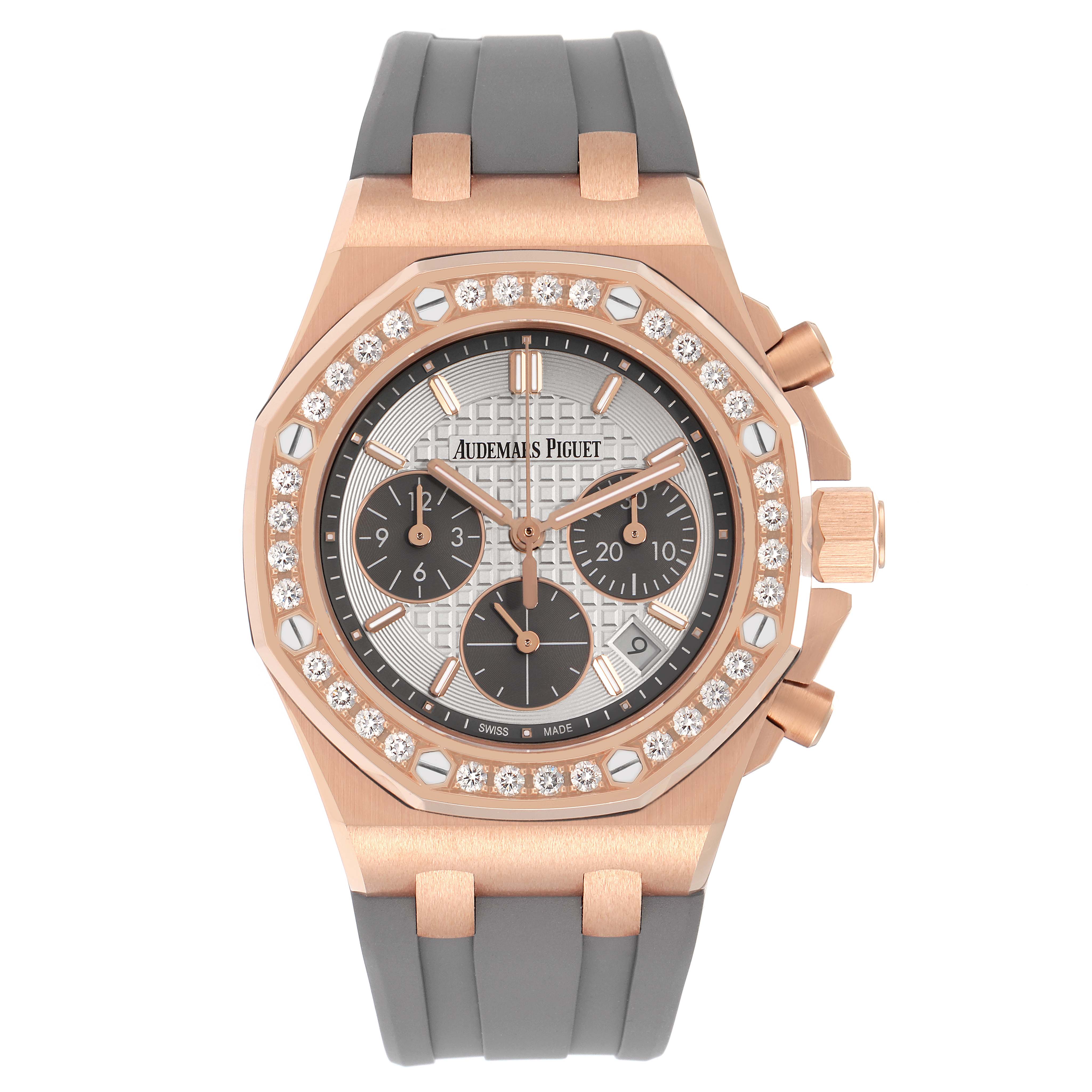 The image shows a front view of an Audemars Piguet Royal Oak Offshore 26231OR Men
s Rose Gold Silver Dial, displaying the bezel, dial, sub-dials, and strap.