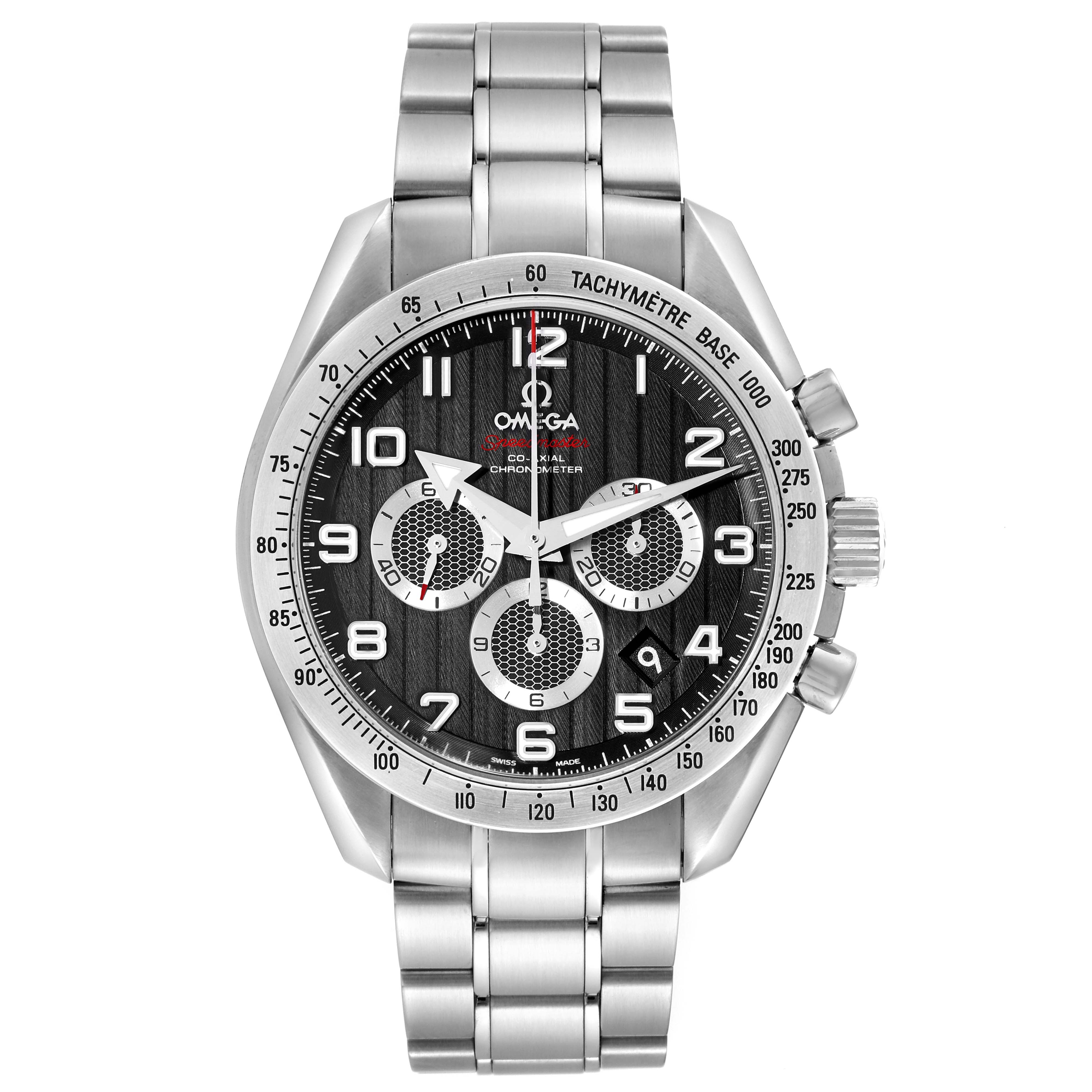 This image shows a front view of the Omega Speedmaster 321.10.44.50.01.001 Men
s Stainless Steel Black Dial 321.10.44.50.01.001 Men
s Stainless Steel Black Dial watch, highlighting the dial, chronograph, and stainless steel bracelet.