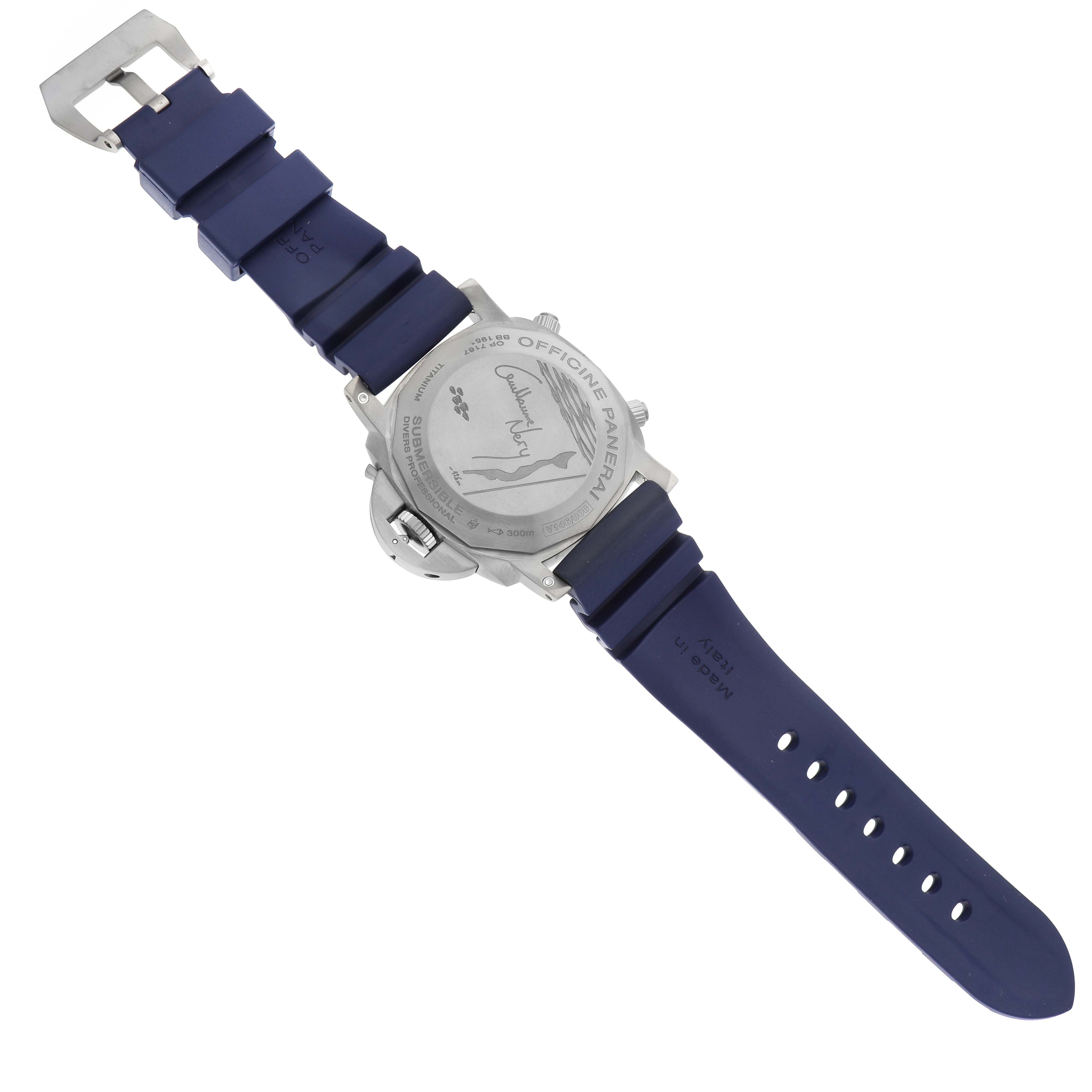 The image shows the back and strap of a Panerai Submersible PAM00982 Men's Titanium Grey Dial PAM00982 Men's Titanium Grey Dial watch, highlighting the case back, buckle, and blue rubber strap.
