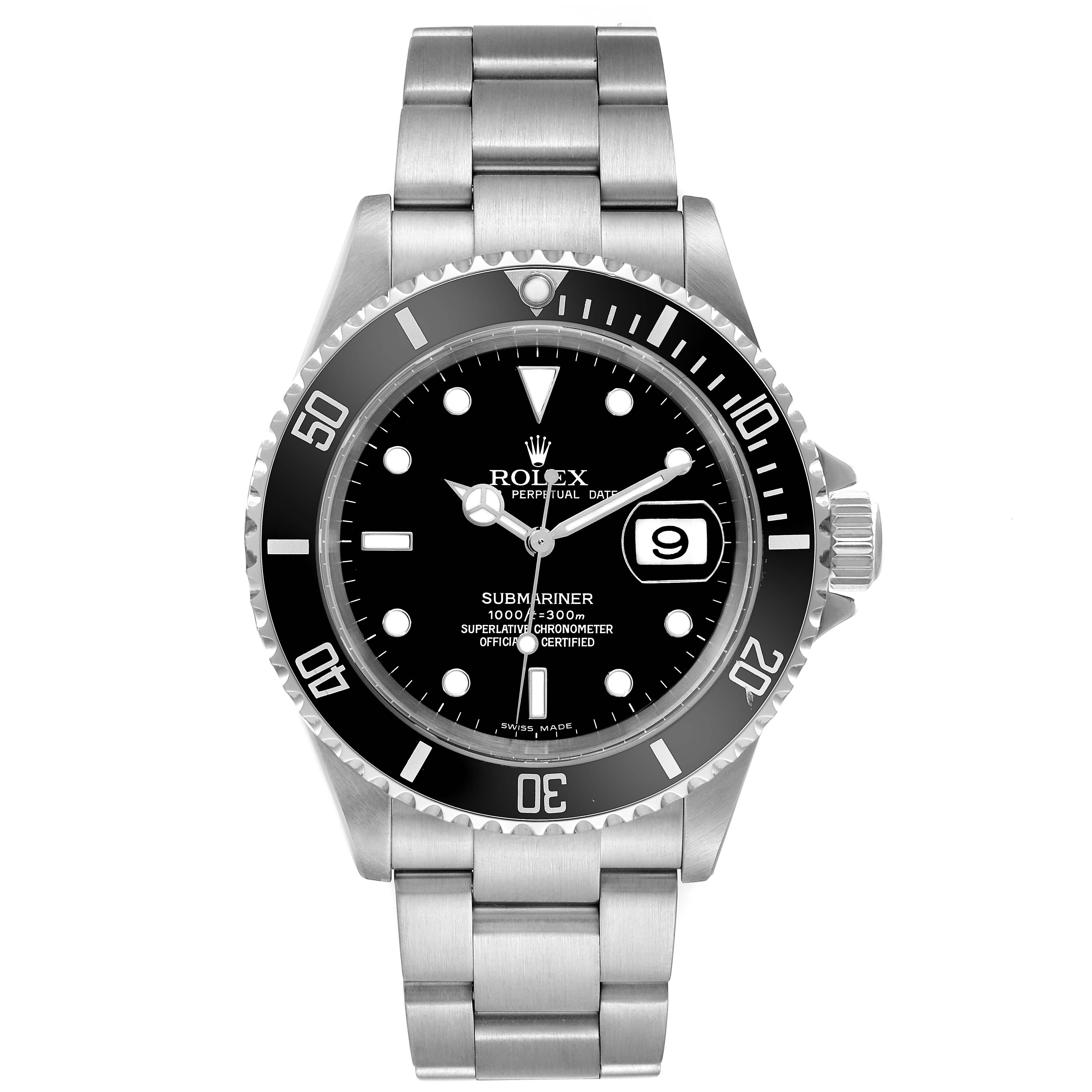 This image shows a front view of the Rolex Submariner 16610 Men
s Stainless Steel Black Dial 16610 Men
s Stainless Steel Black Dial watch, highlighting its bezel, dial, bracelet, and date window.
