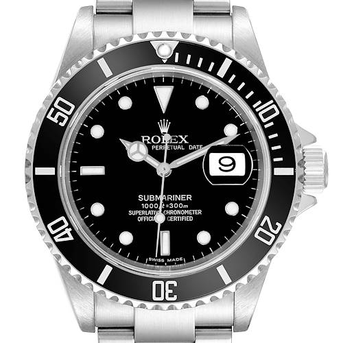 This image shows a front view of the Rolex Submariner watch, displaying the dial, bezel, hands, crown, and part of the bracelet.