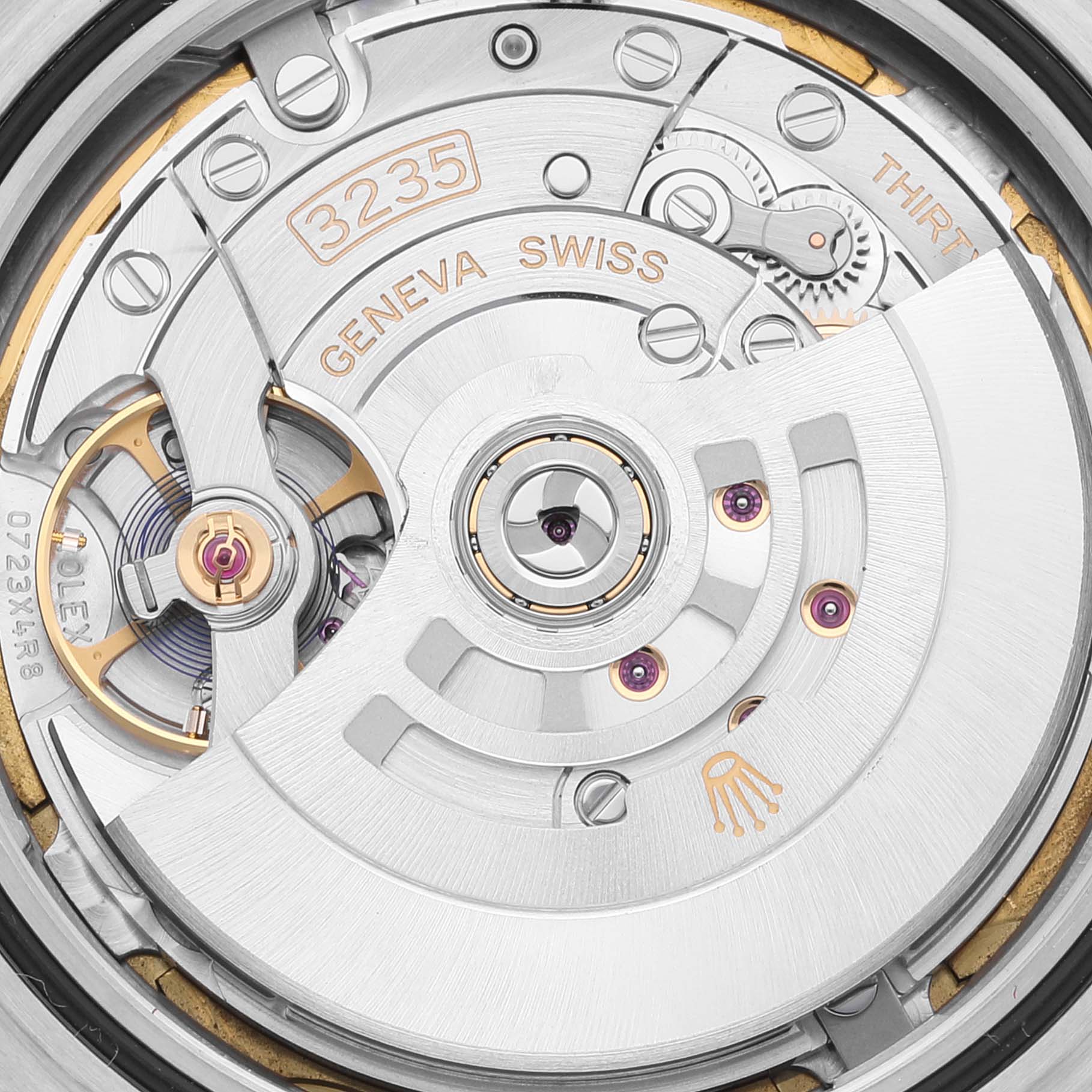 The image shows a close-up of the Rolex Yacht-Master 226659 Men
s White Gold Black Dial 226659 Men
s White Gold Black Dial watch movement, focusing on the intricate inner mechanism.