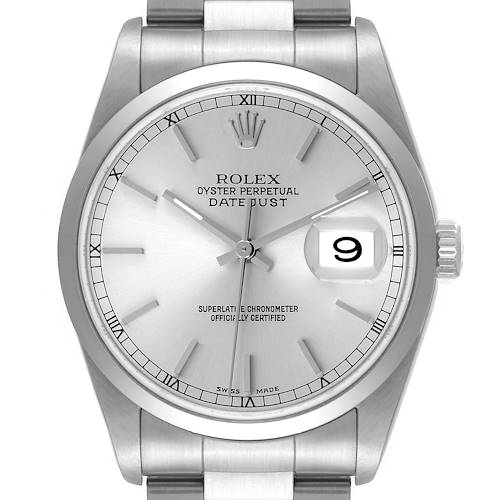 The image shows the dial, bezel, and crown of the Rolex Datejust watch from a front angle.