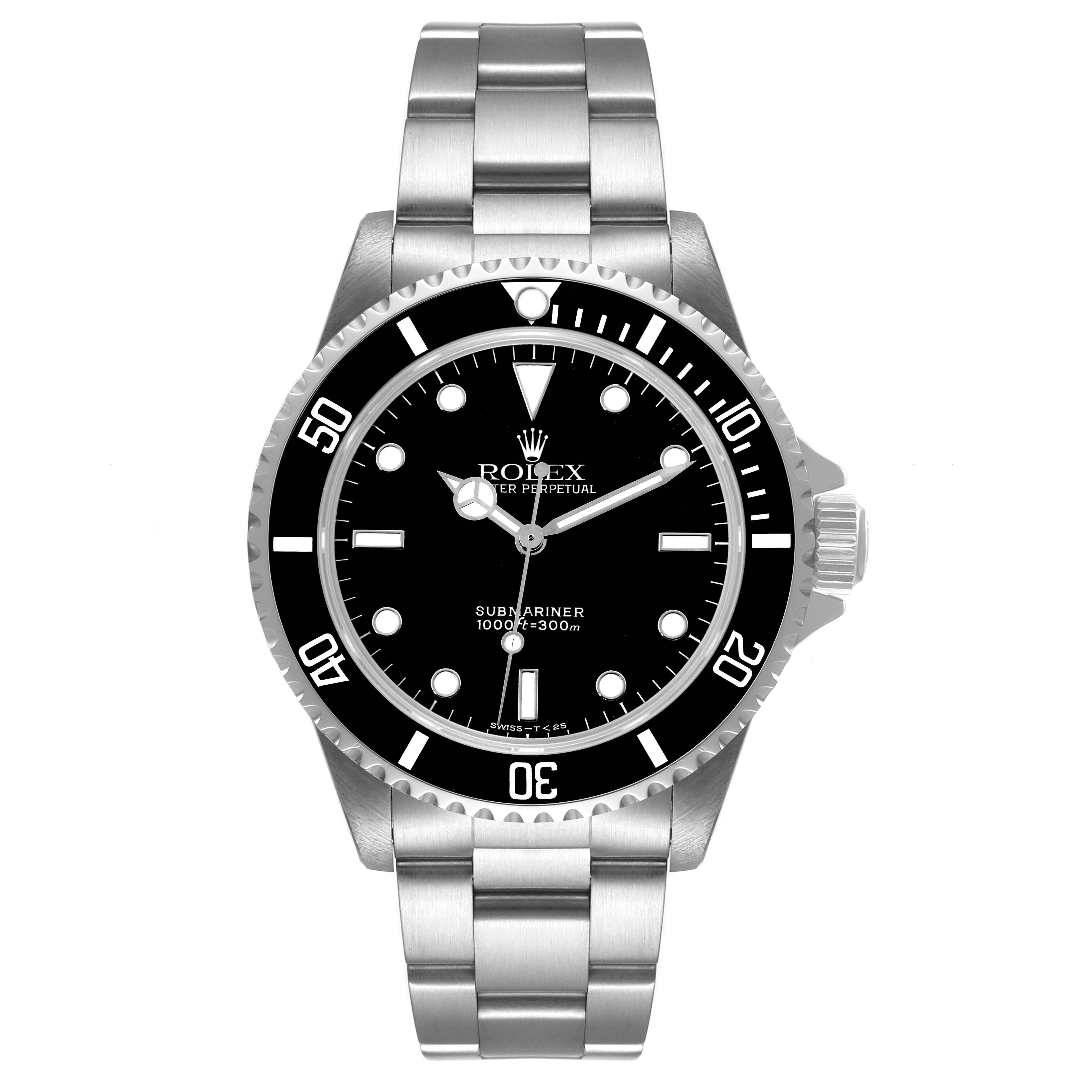 This image shows a front view of a Rolex Submariner 14060 Men
s Stainless Steel Black Dial 14060 Men
s Stainless Steel Black Dial watch, highlighting its face, bezel, and metal bracelet.