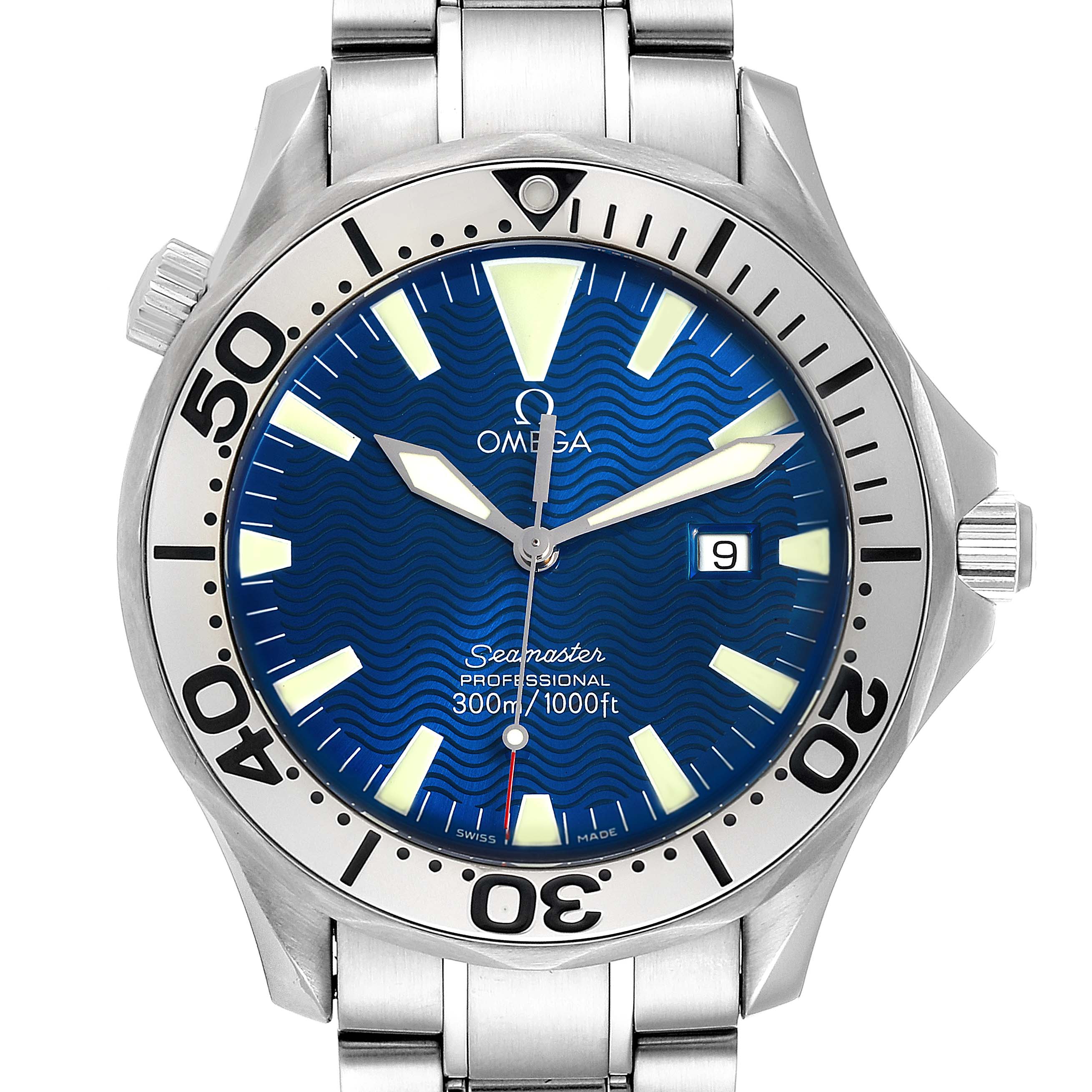 The image shows a frontal view of the Omega Seamaster 2255.80.00 Men
s Stainless Steel Blue Dial 2255.80.00 Men
s Stainless Steel Blue Dial watch, focusing on the dial, bezel, and part of the bracelet.