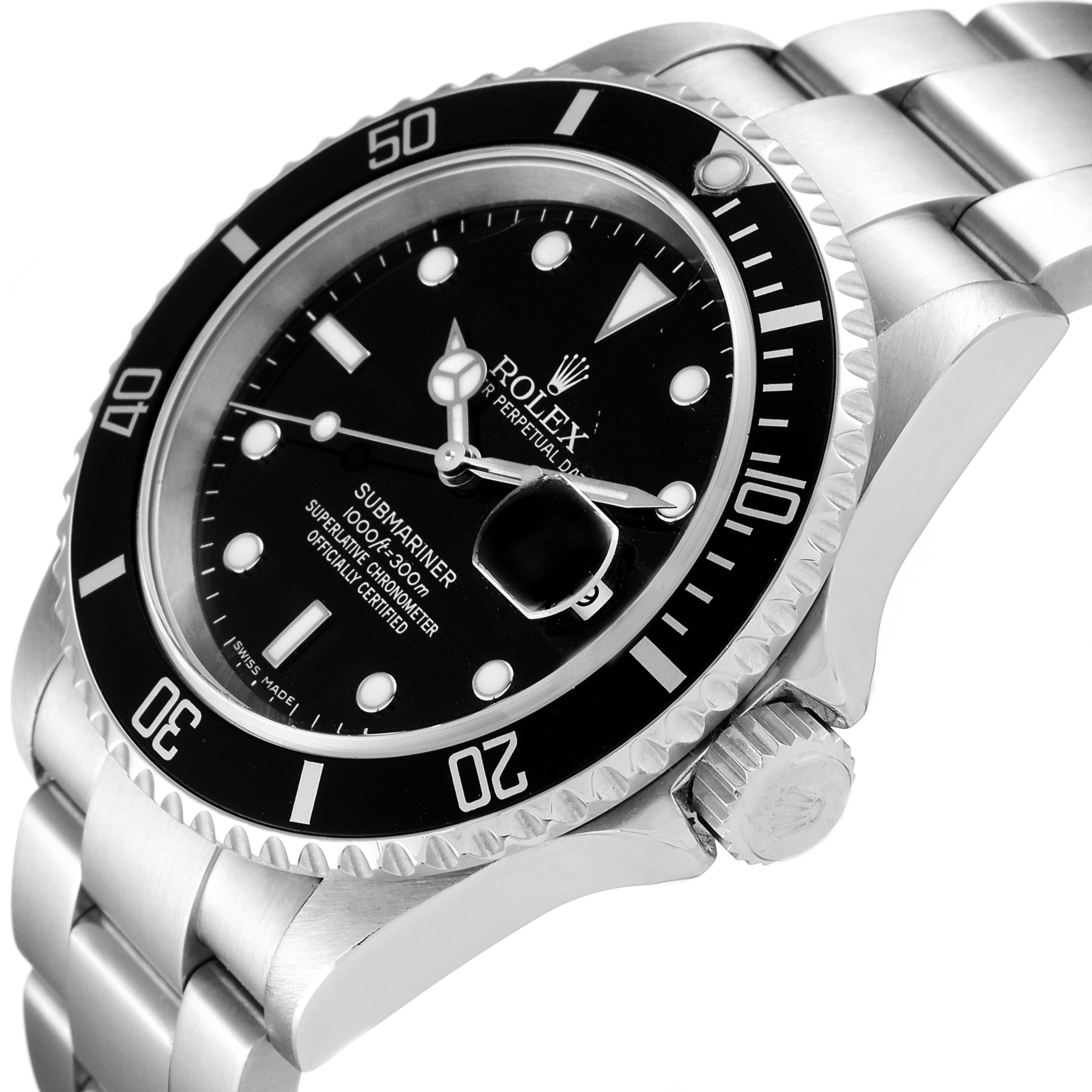 The image shows a side angle of the Rolex Submariner 16610 Men
s Stainless Steel Black Dial 16610 Men
s Stainless Steel Black Dial, focusing on the bezel, dial, crown, and part of the bracelet.