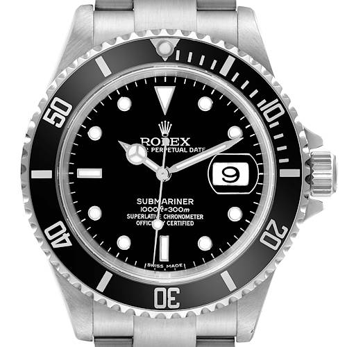 This image shows a front view of a Rolex Submariner watch, displaying the bezel, dial, hands, and date window.