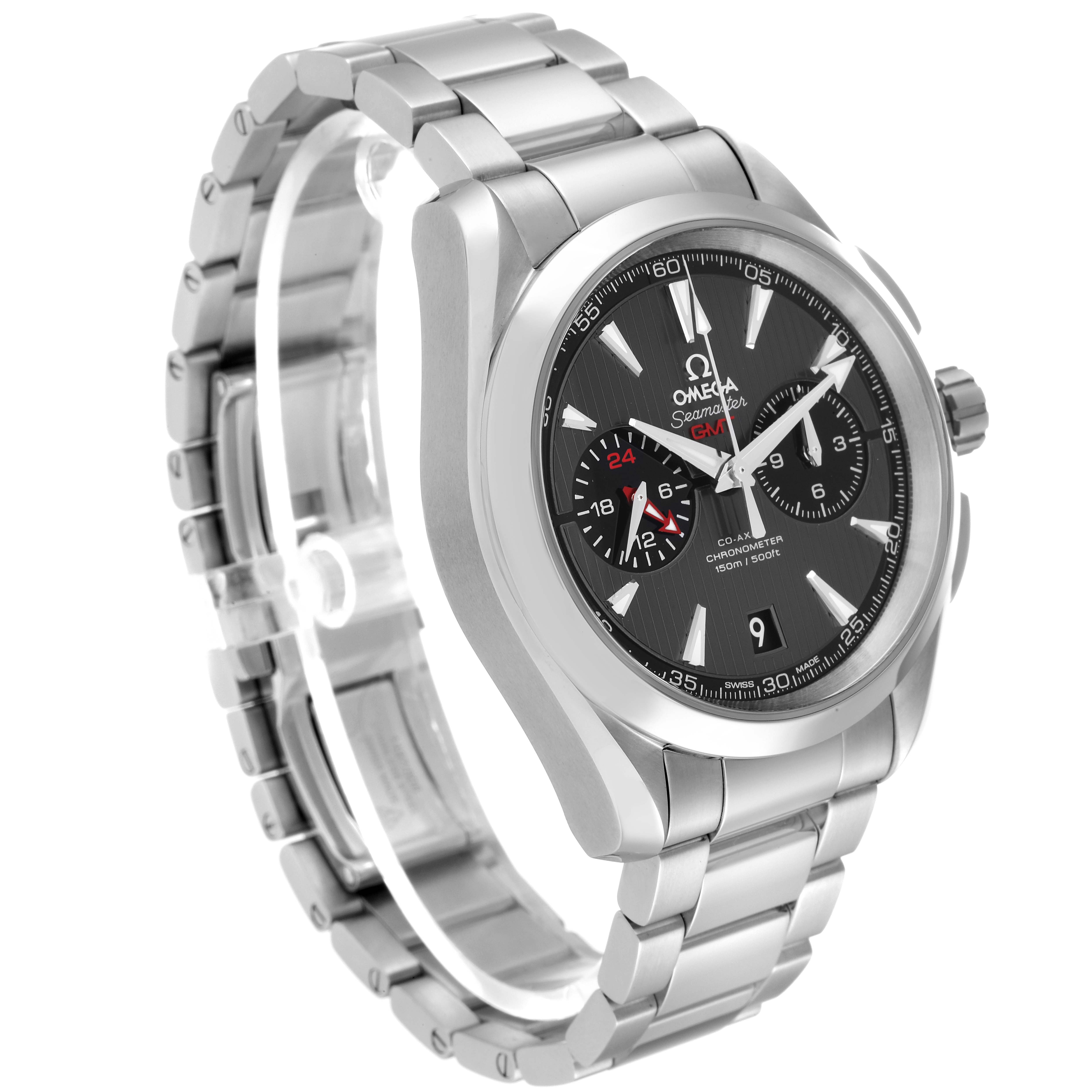 The image shows an Omega Aqua Terra 231.10.43.52.06.001 Men's Stainless Steel Grey Dial watch from a three-quarter angle, highlighting the face, bezel, and bracelet.