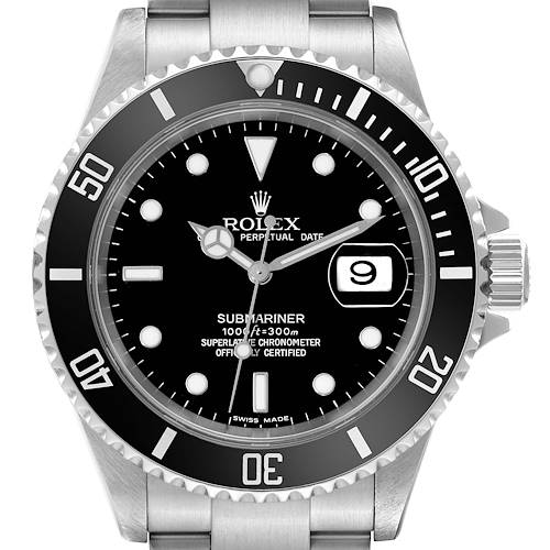 This image shows a front view of the Rolex Submariner watch, displaying its dial, bezel, crown, and bracelet.