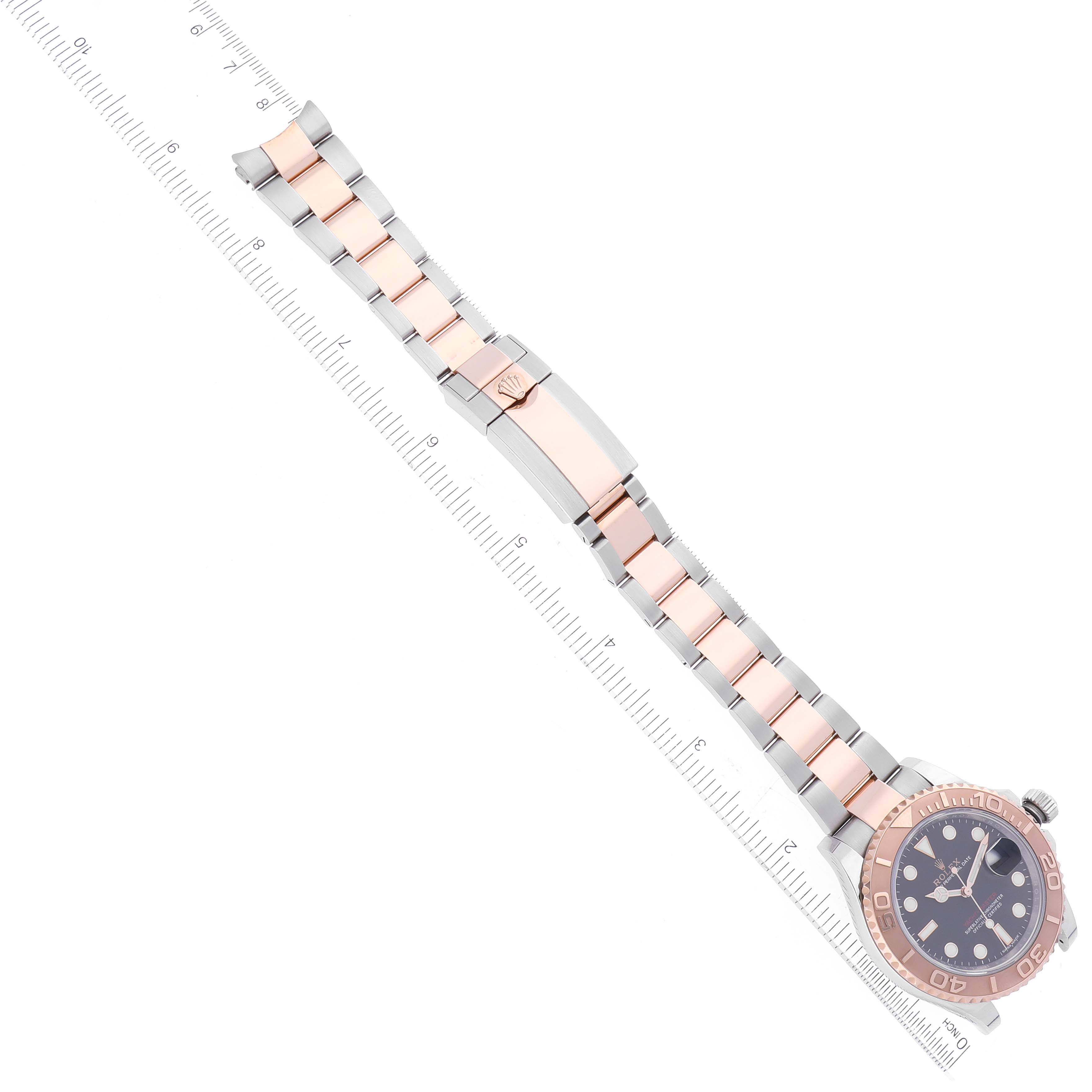 This image shows a top-down view of the Rolex Yacht-Master 116621 Men
s Steel and Gold (two tone) Black Dial 116621 Men
s Steel and Gold (two tone) Black Dial watch, showcasing its full face, bracelet, and clasp.