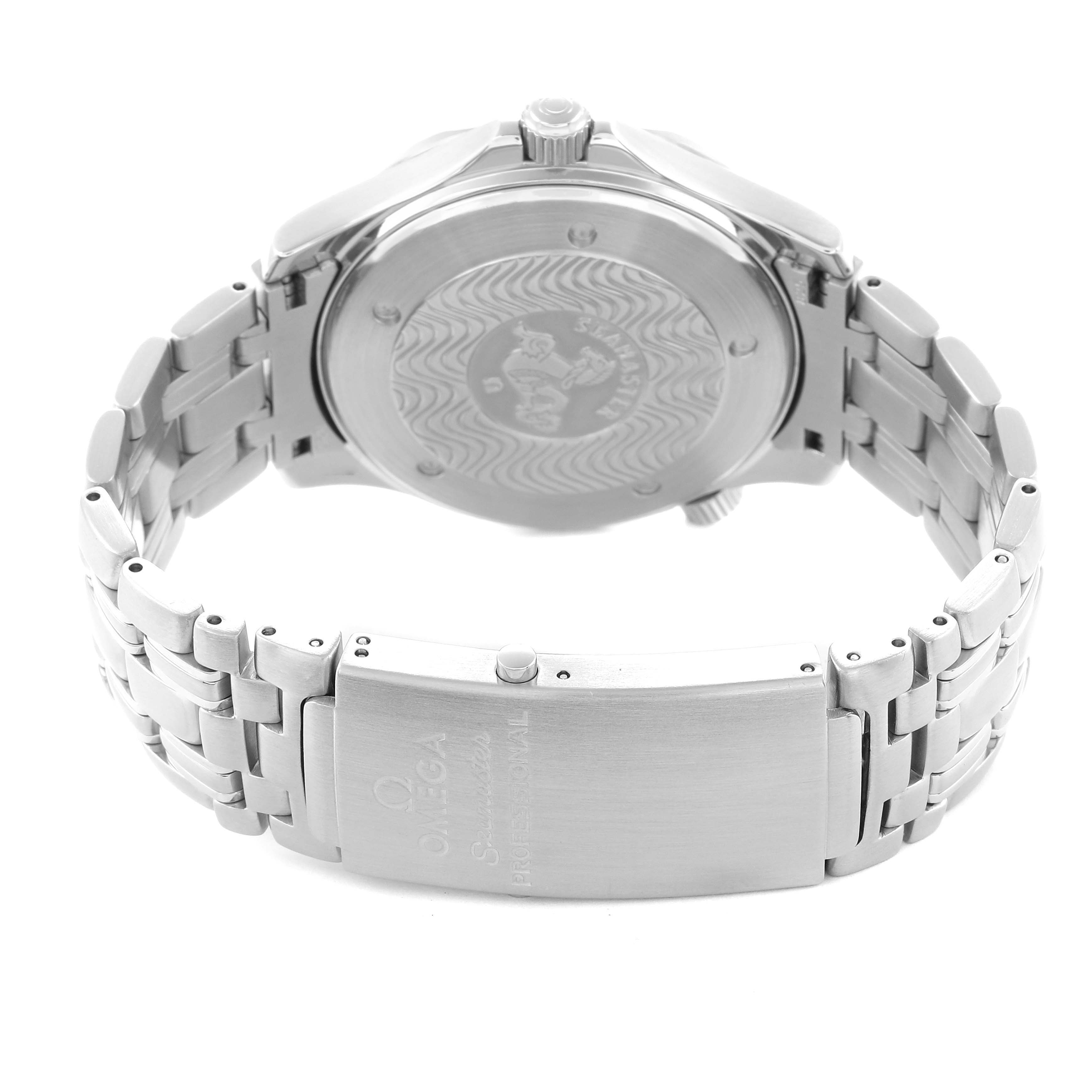 The image shows the back of the Omega Seamaster 2531.80.00 Men
s Stainless Steel Blue Dial watch, highlighting the case back and metal bracelet clasp.