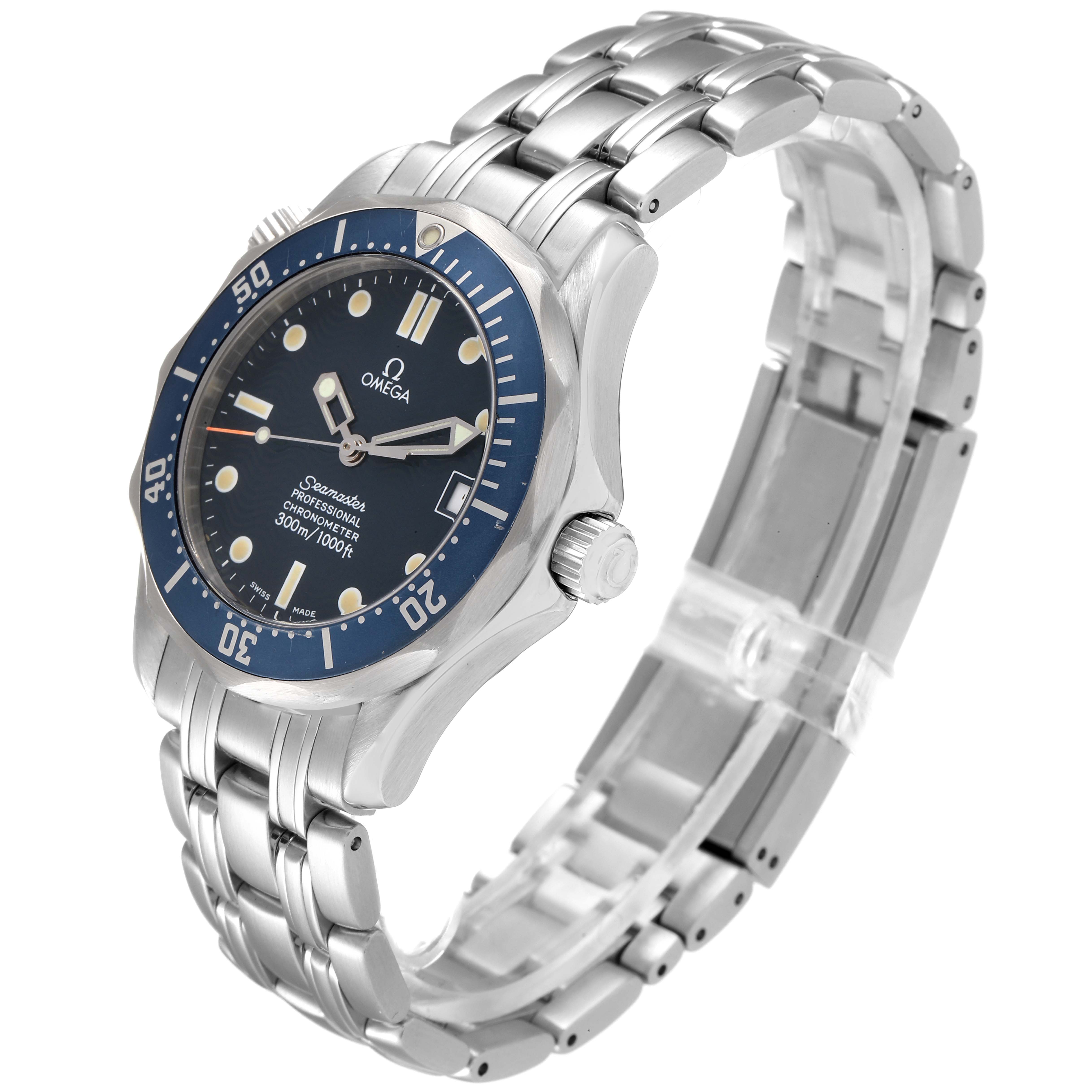 The image shows an Omega Seamaster 2551.80.00 Men's Stainless Steel Blue Dial 2551.80.00 Men's Stainless Steel Blue Dial watch at a slight angle, displaying its face, bezel, crown, and stainless steel bracelet.
