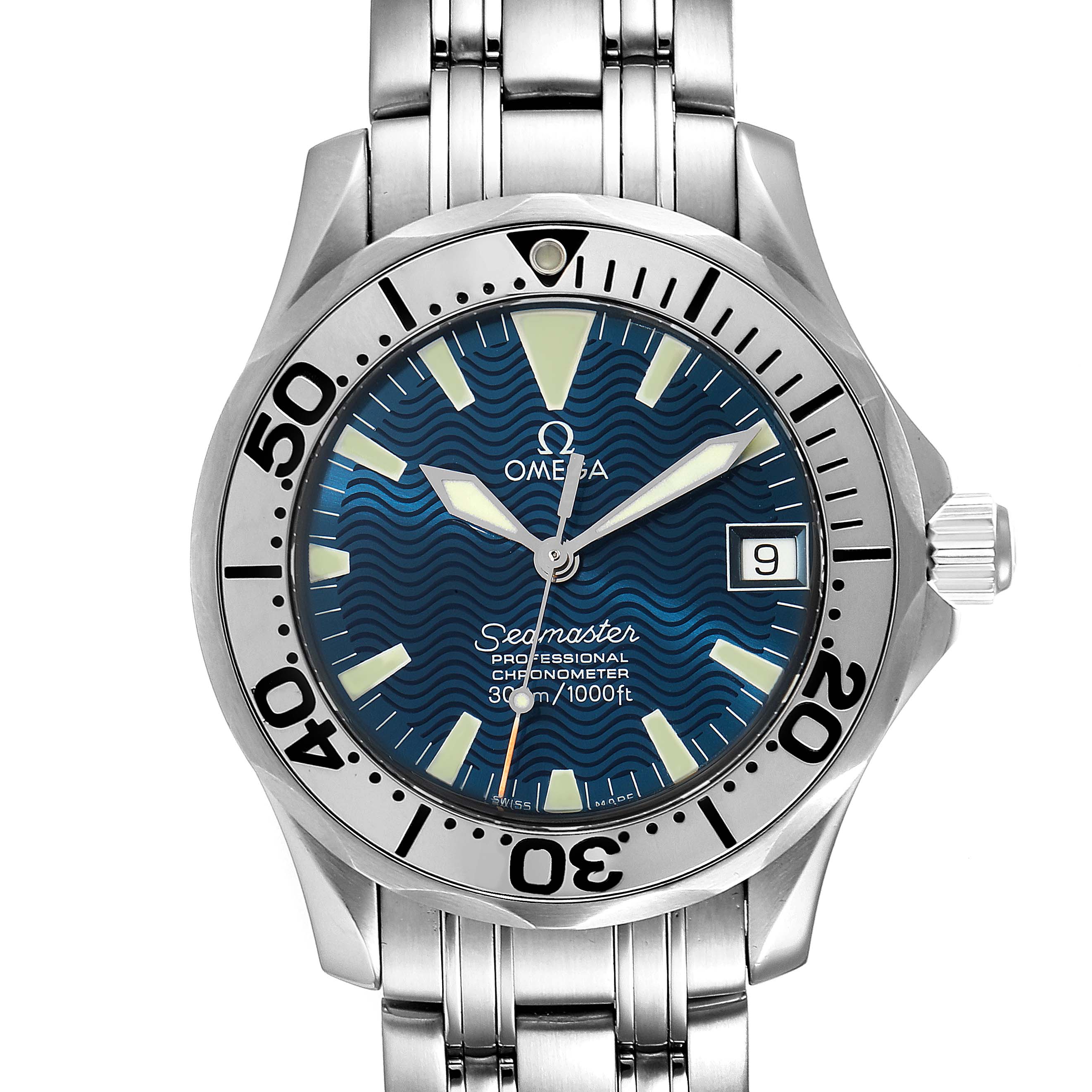 This image shows a front view of the Omega Seamaster 2554.80.00 Men's Stainless Steel Blue Dial 2554.80.00 Men's Stainless Steel Blue Dial watch, detailing the dial, bezel, and part of the stainless steel bracelet.