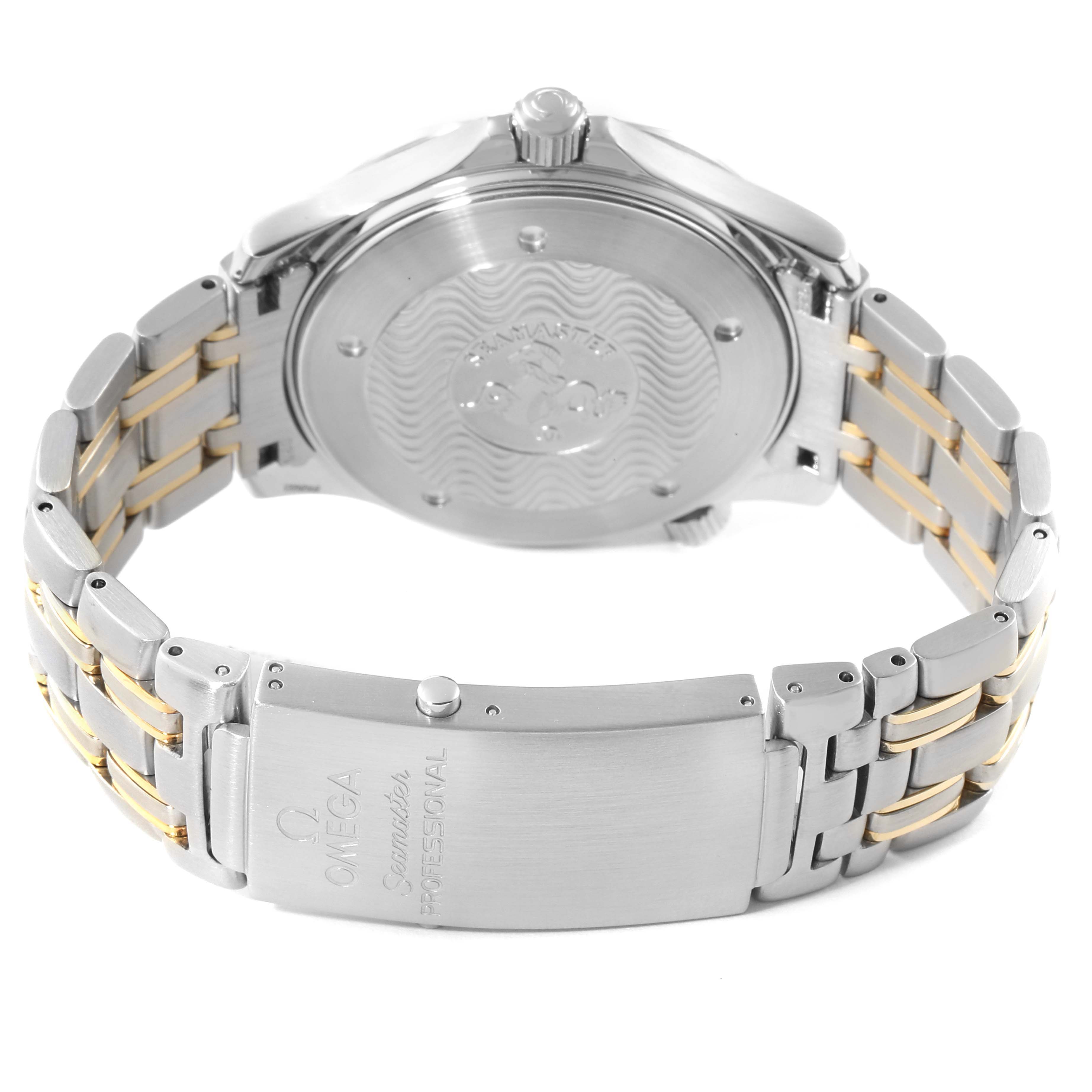 The image shows the back case and bracelet of an Omega Seamaster 2455.50.00 Men's Steel and Gold (two tone) Black Dial 2455.50.00 Men's Steel and Gold (two tone) Black Dial watch, highlighting the clasp and back engravings.