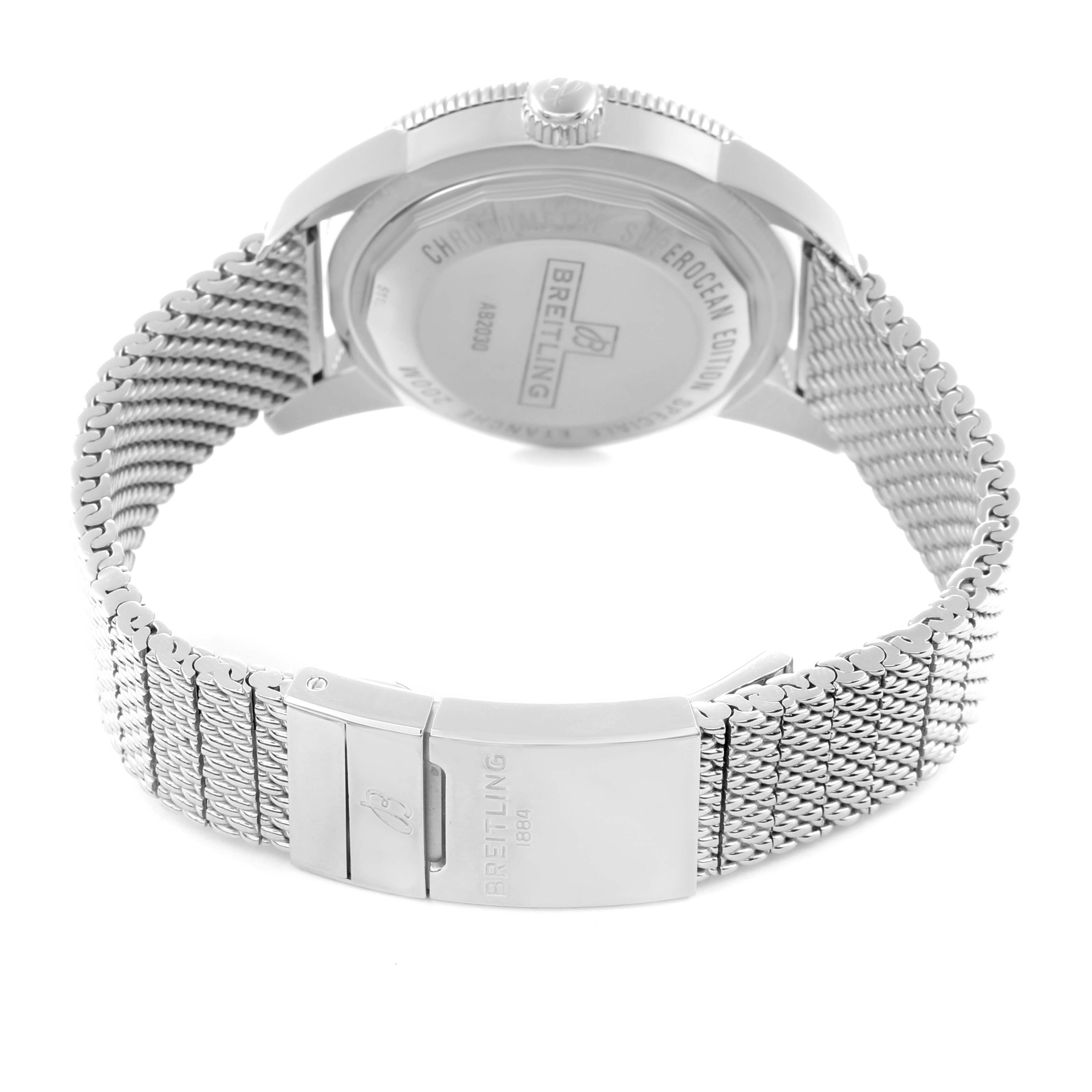 The image shows the backside and bracelet of a Breitling Superocean model AB2030161C1A1 men's watch, featuring the case back and clasp details.