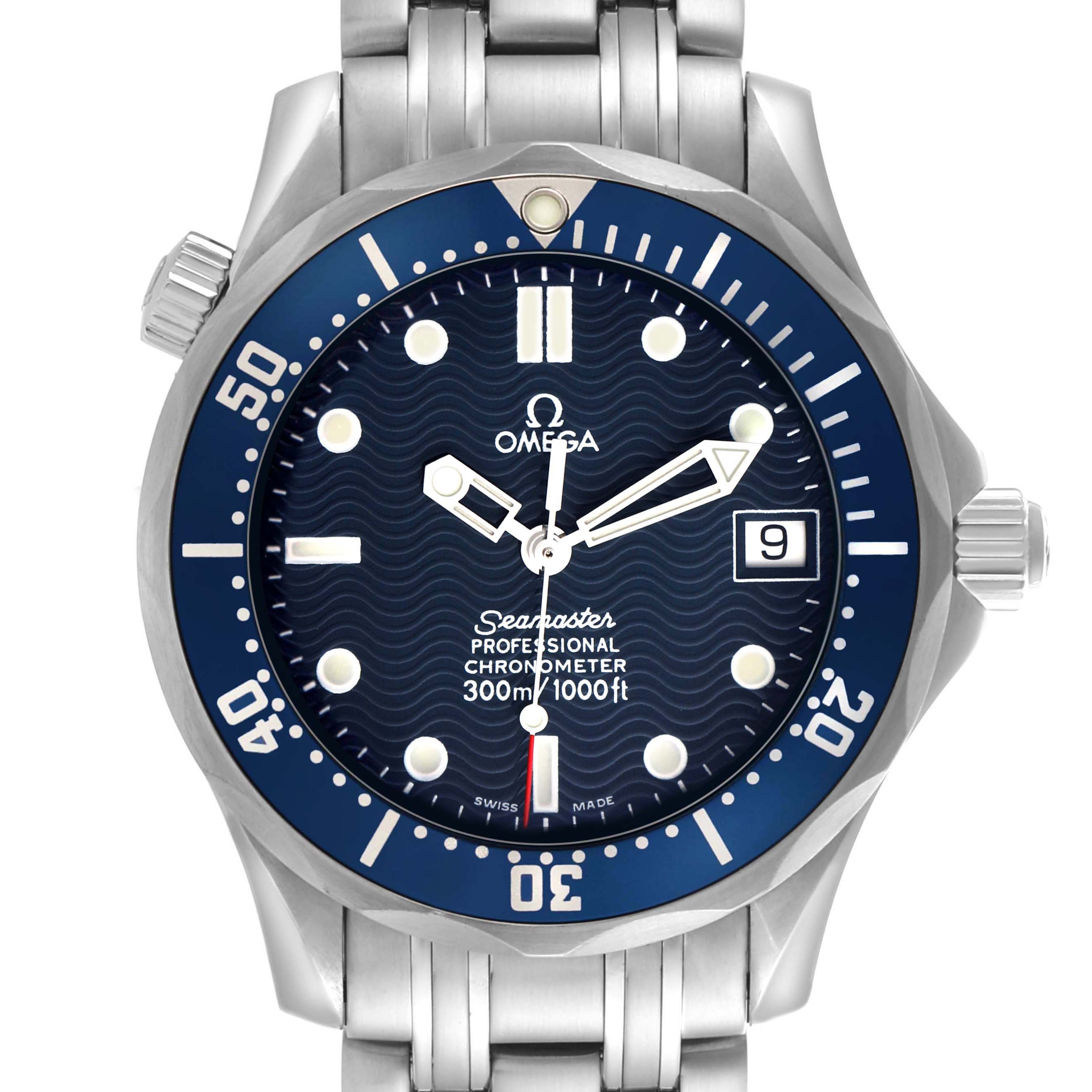 This image shows a front view of the Omega Seamaster, model 2551.80.00, highlighting its blue dial, rotating bezel, and stainless steel bracelet.