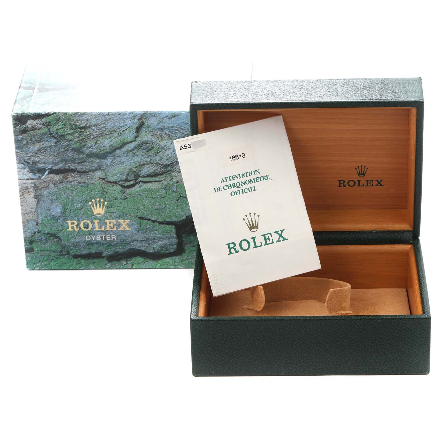 The image shows the packaging and papers for a Rolex Submariner model 16613 men's watch, including an open box and a booklet.