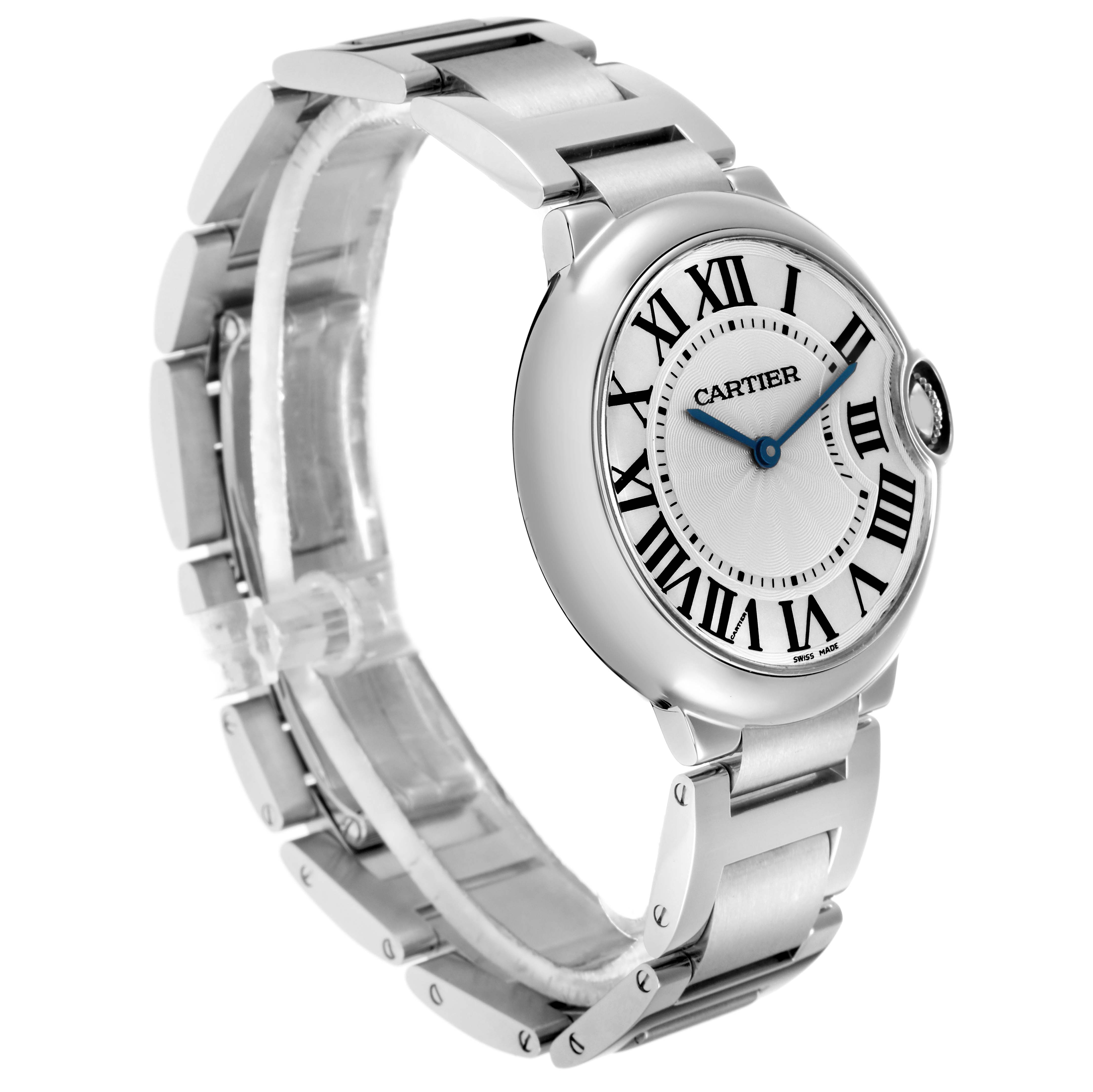 The image shows a Cartier Ballon Bleu model W69011Z4 men's watch at a three-quarter angle, highlighting the face, bezel, and bracelet.