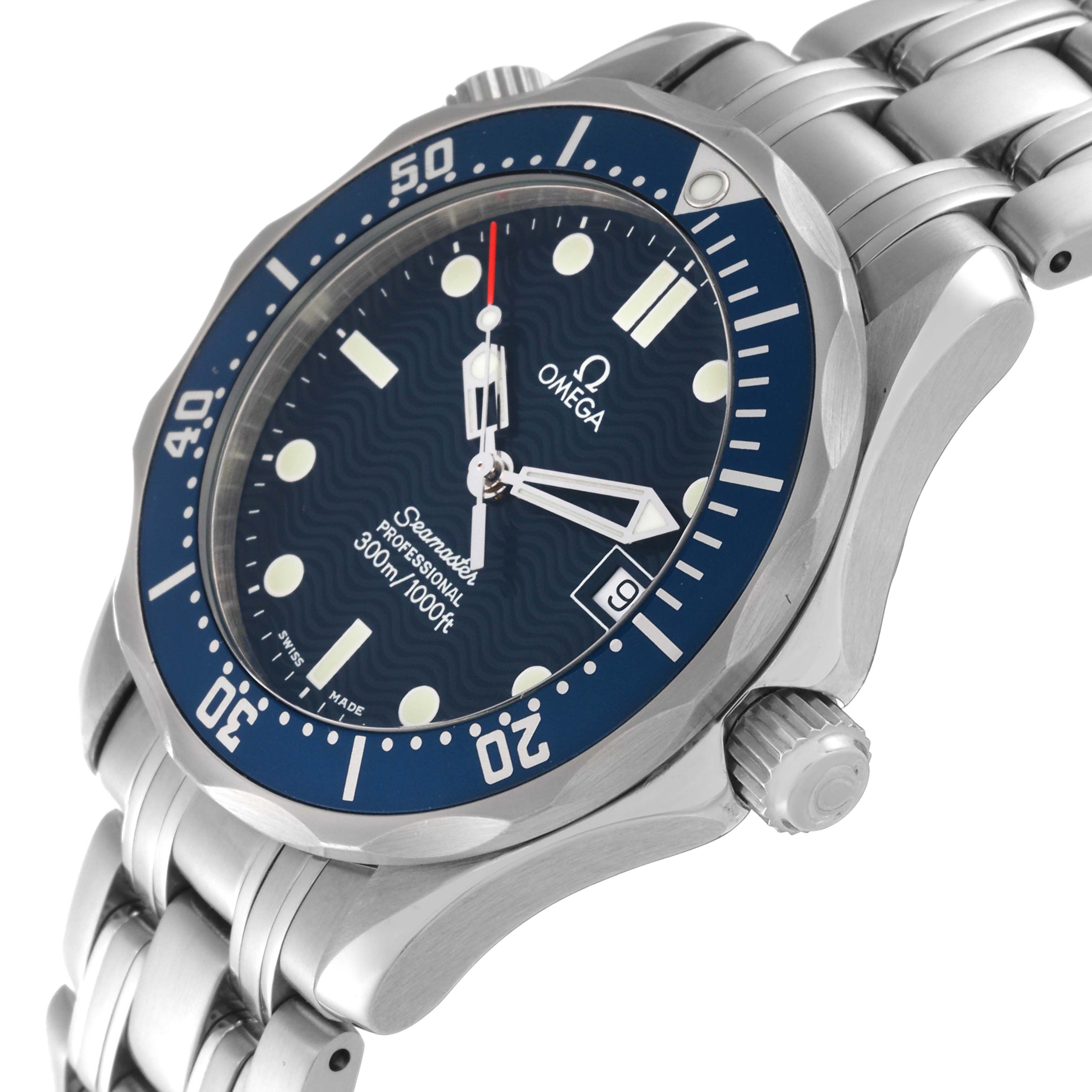 This image shows a close-up, angled view of the Omega Seamaster 2561.80.00 Men
s Stainless Steel Blue Dial 2561.80.00 Men
s Stainless Steel Blue Dial watch, highlighting its face, bezel, crown, and stainless steel band.